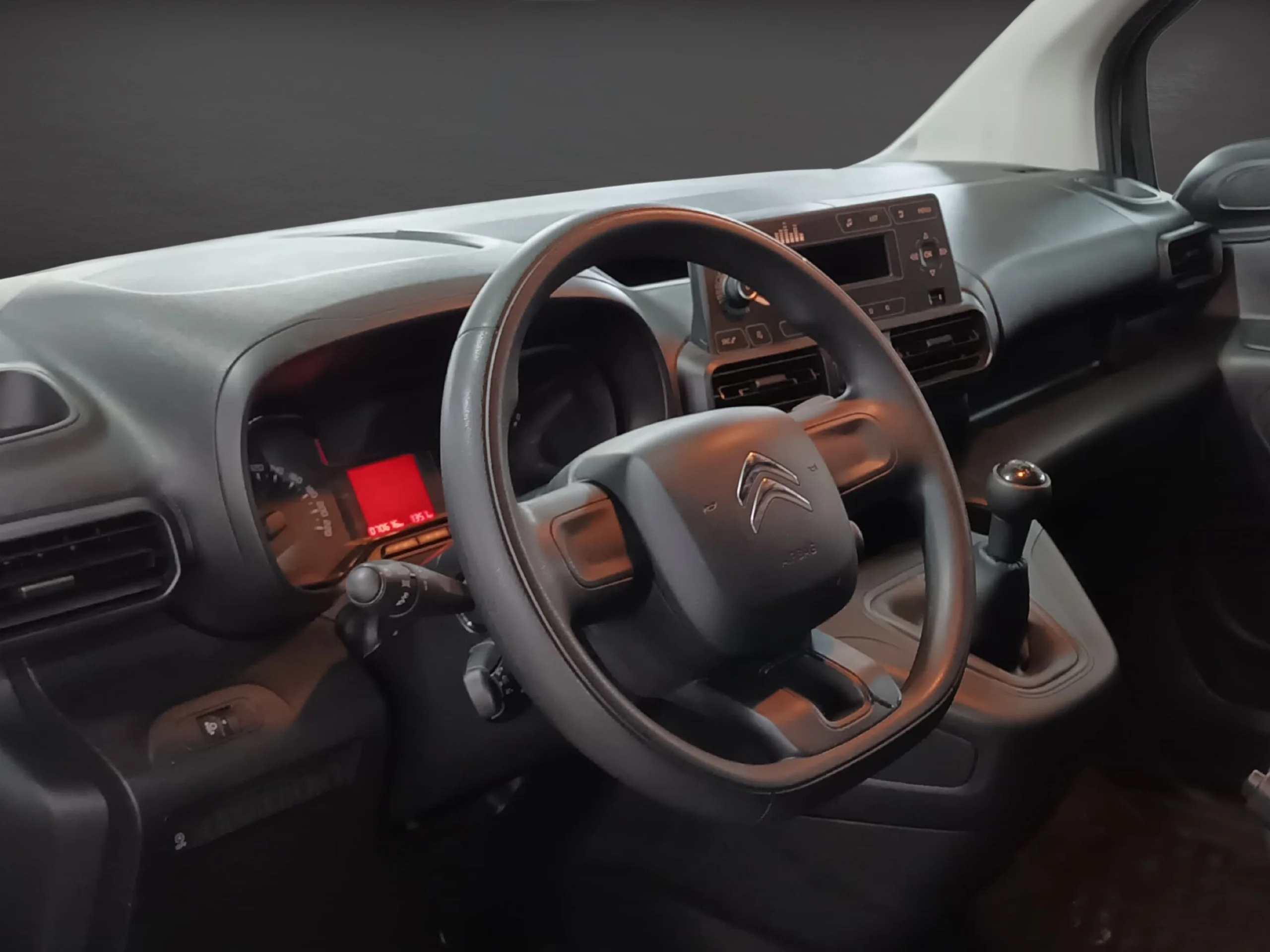 Citroen Berlingo Furgón Talla M 102 CV - Foto 11