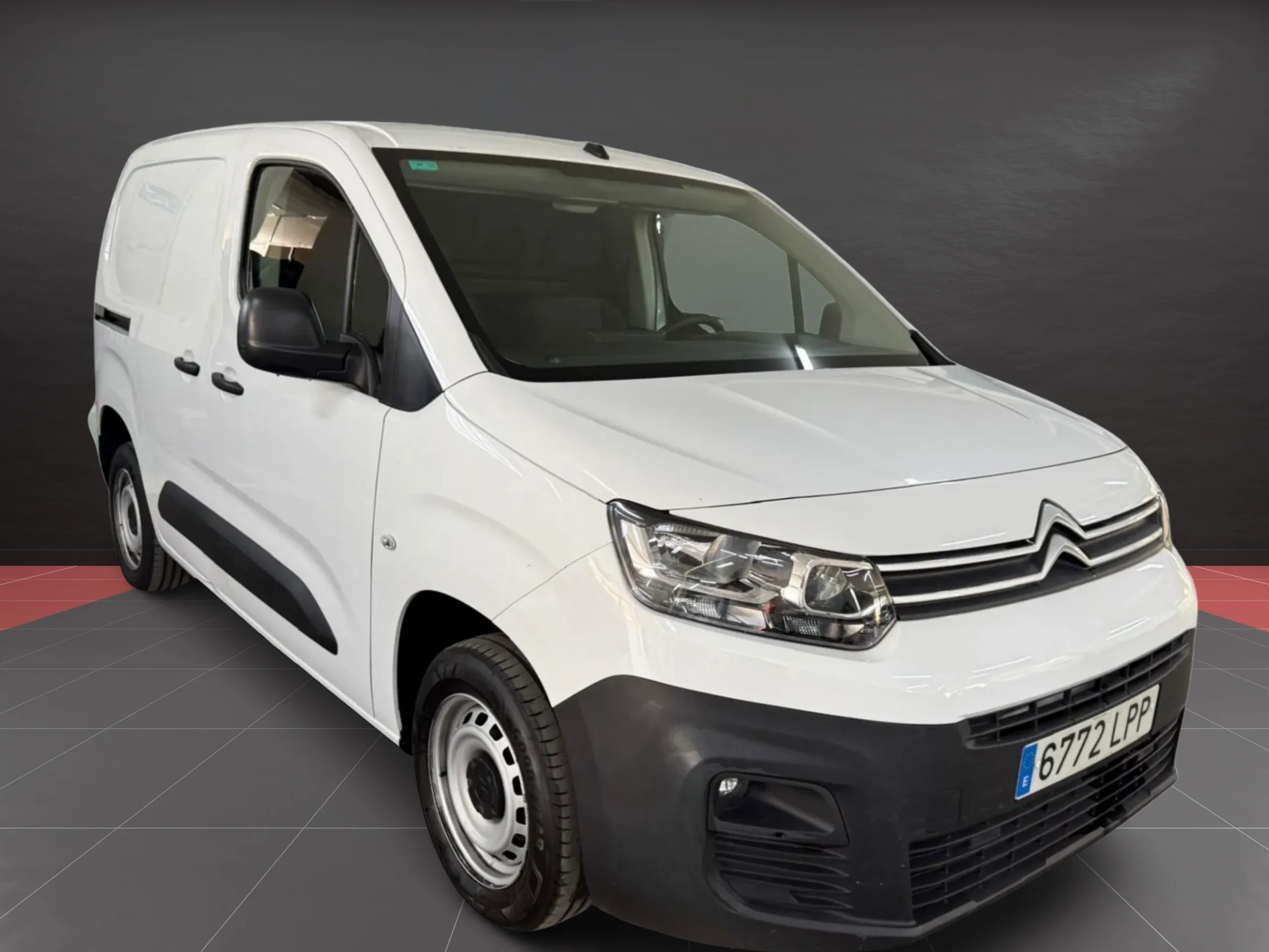 Citroen Berlingo Furgón Talla M 102 CV - Foto 1