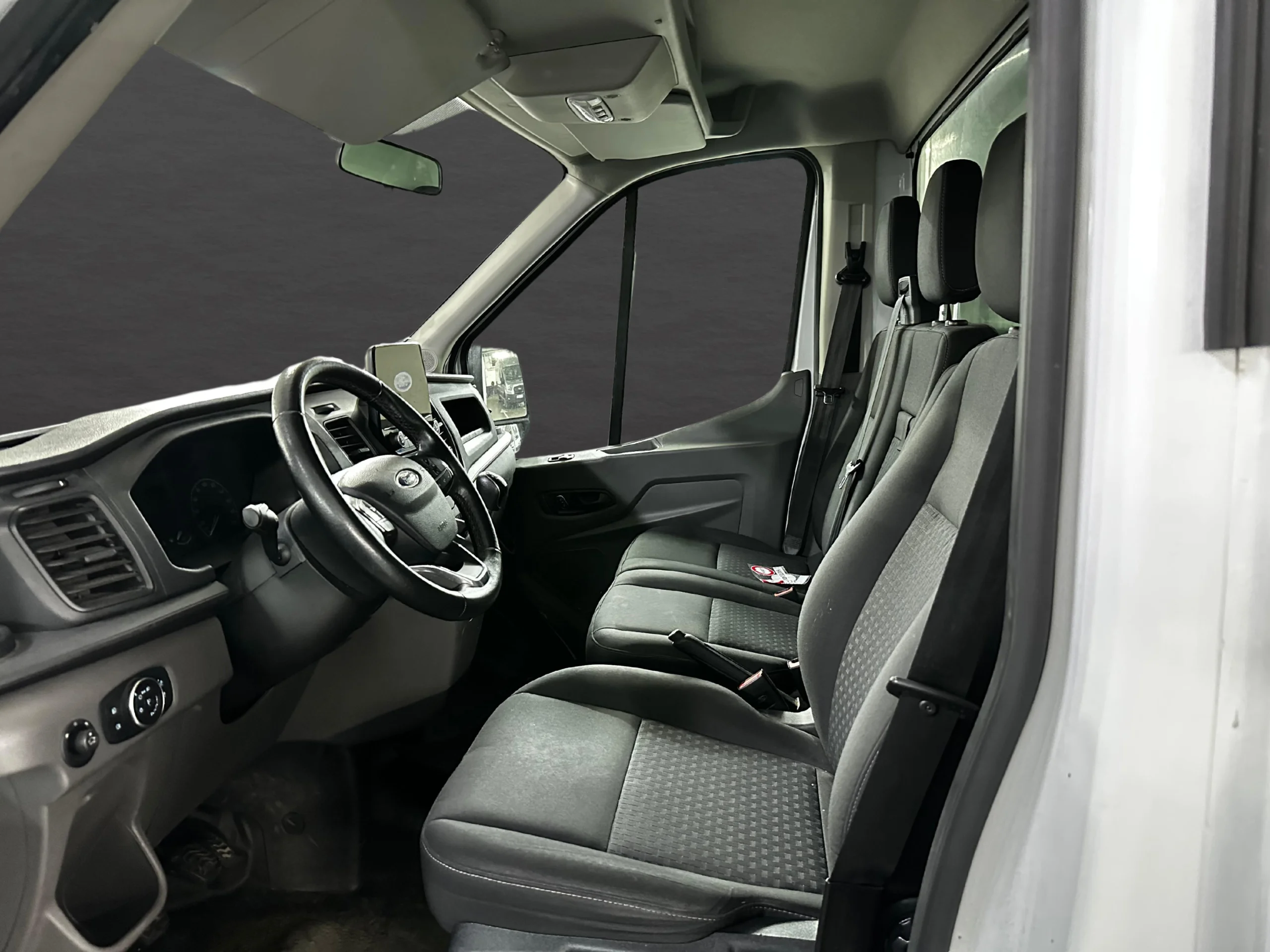 Ford Transit Carrozado Con Trampilla L4 170CV - Foto 10