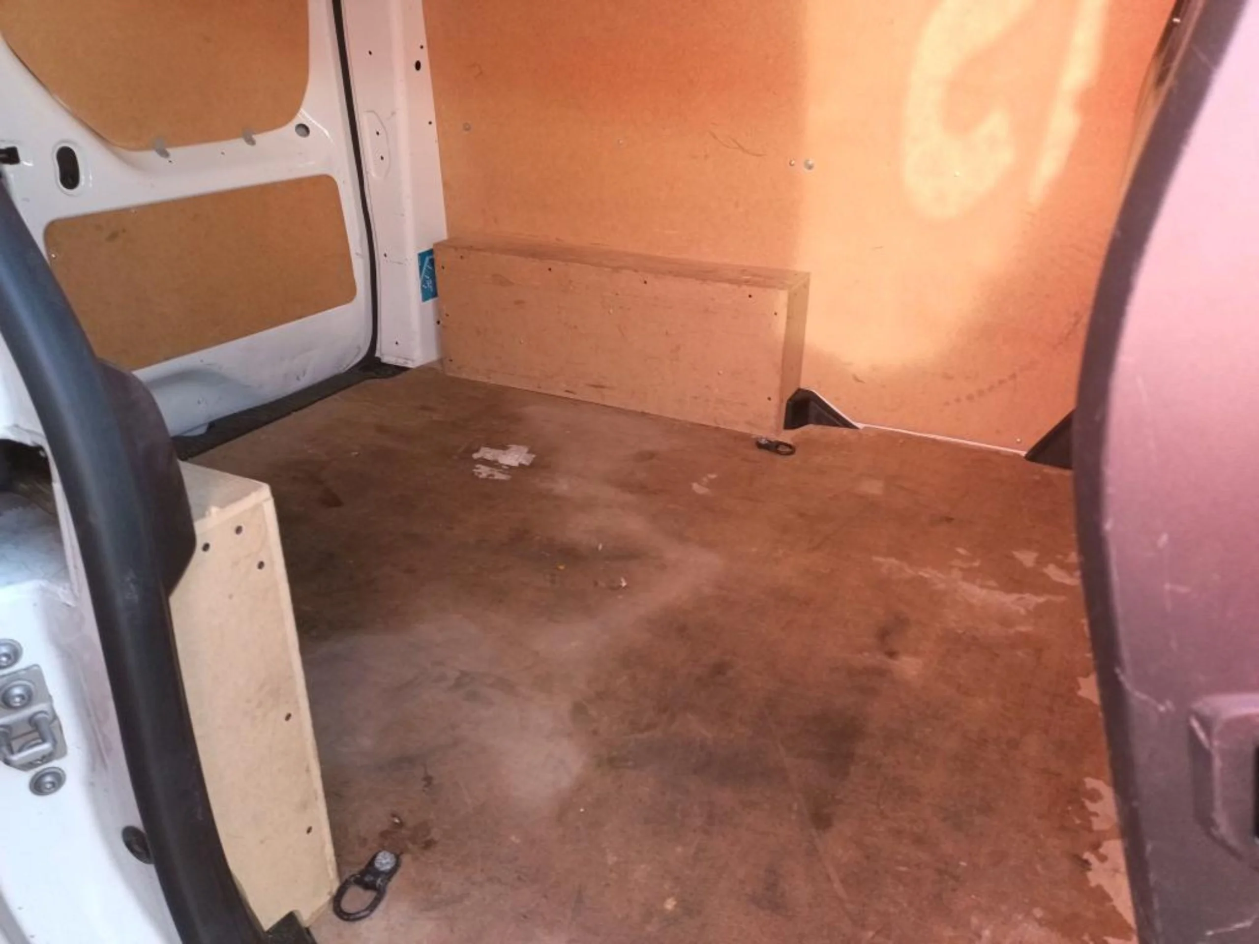 Nissan Townstar Furgon M 130 CV 1.3G Profesional  - Foto 7