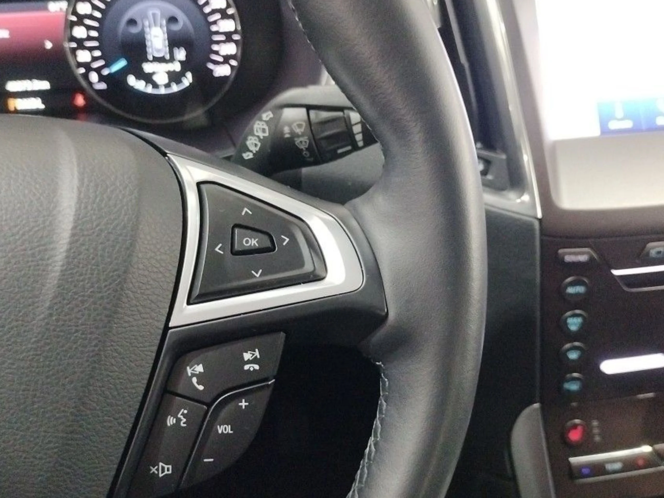 Ford S-Max 2.5 Duratec Atkin. FHEV Titanium 7 190 CV - Foto 16