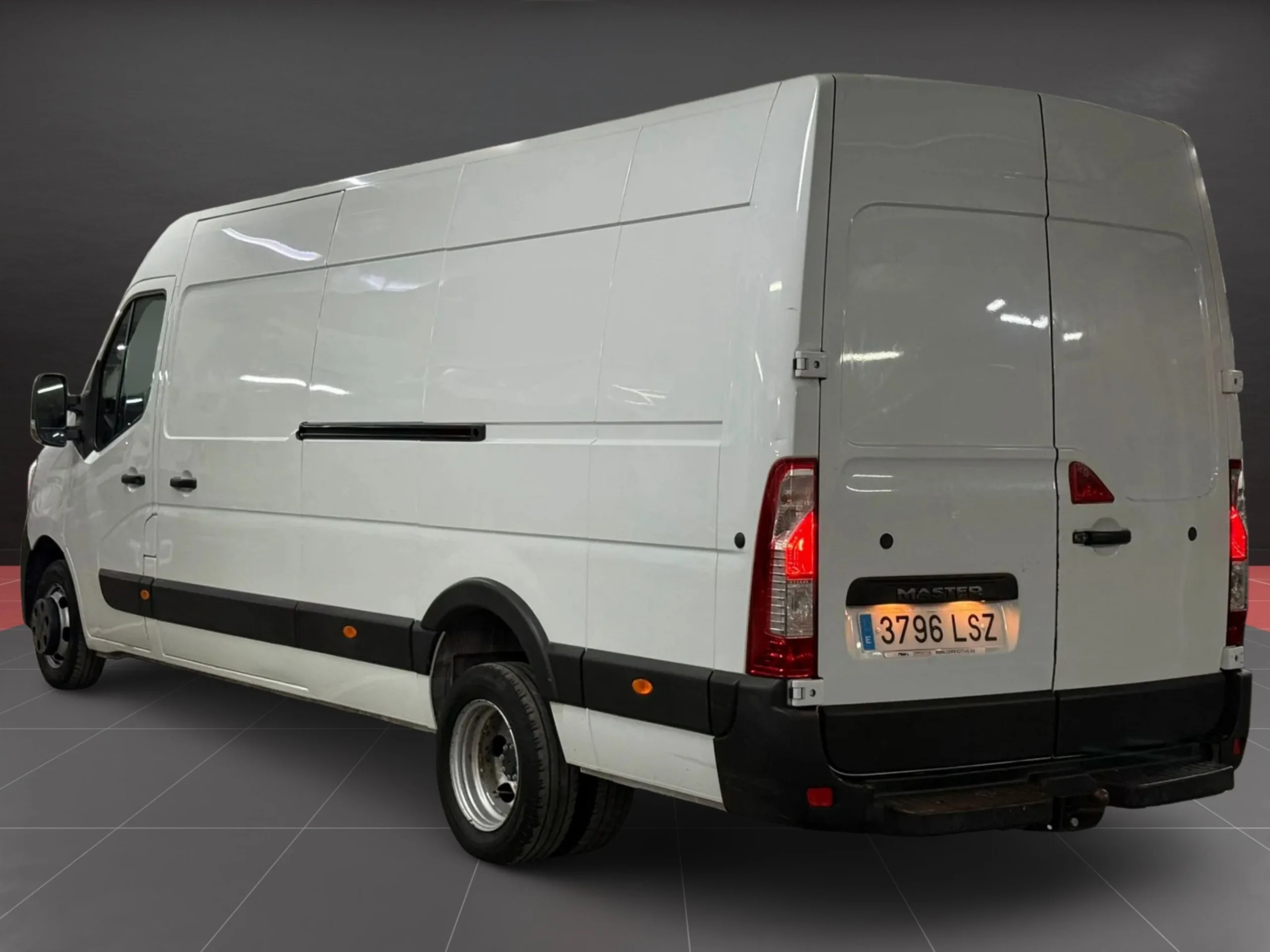 Renault Master L4H2 145 CV Doble Rueda trasera + Doble puerta - Foto 7