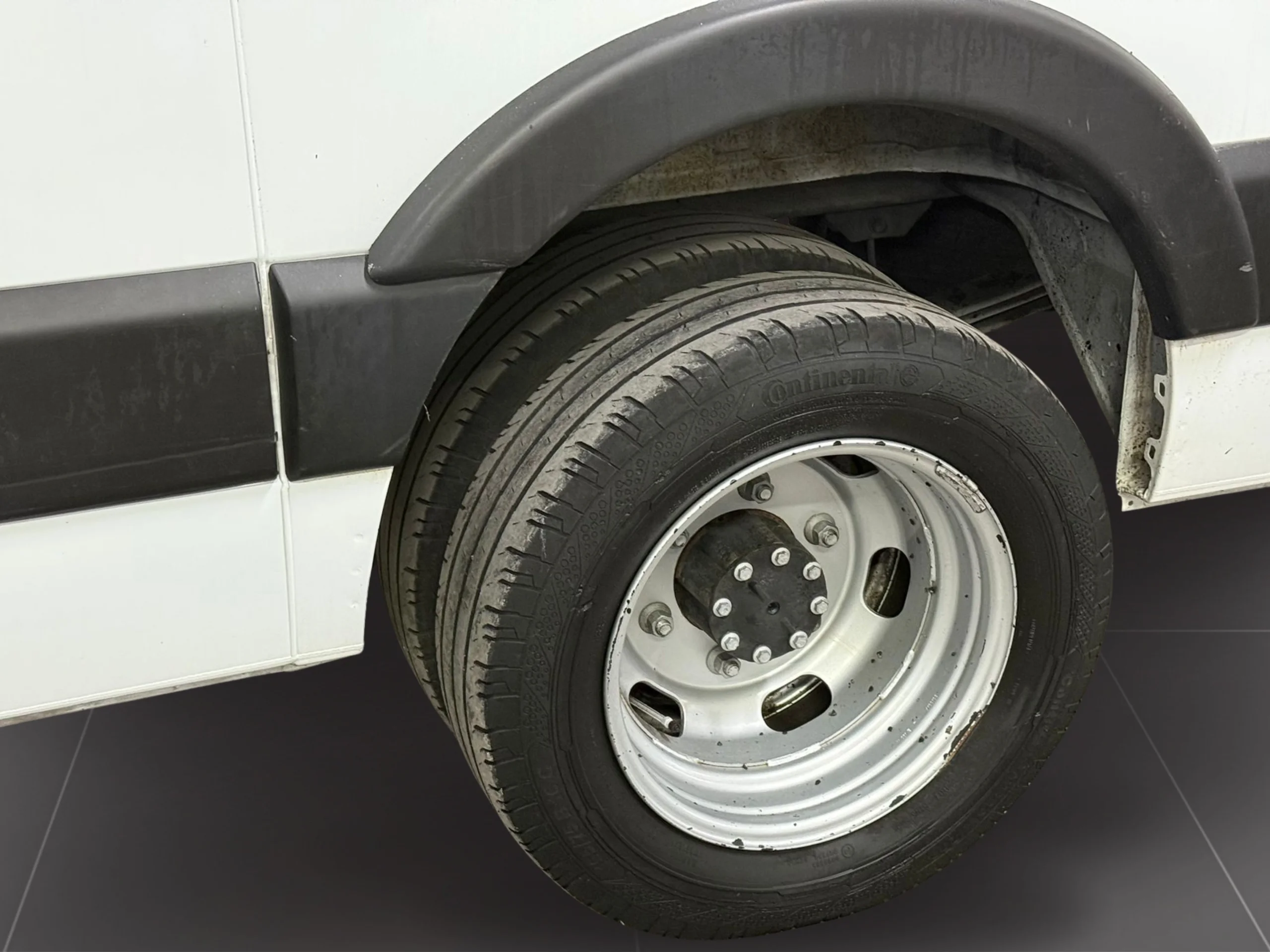 Renault Master L4H2 145 CV Doble Rueda trasera + Doble puerta - Foto 17