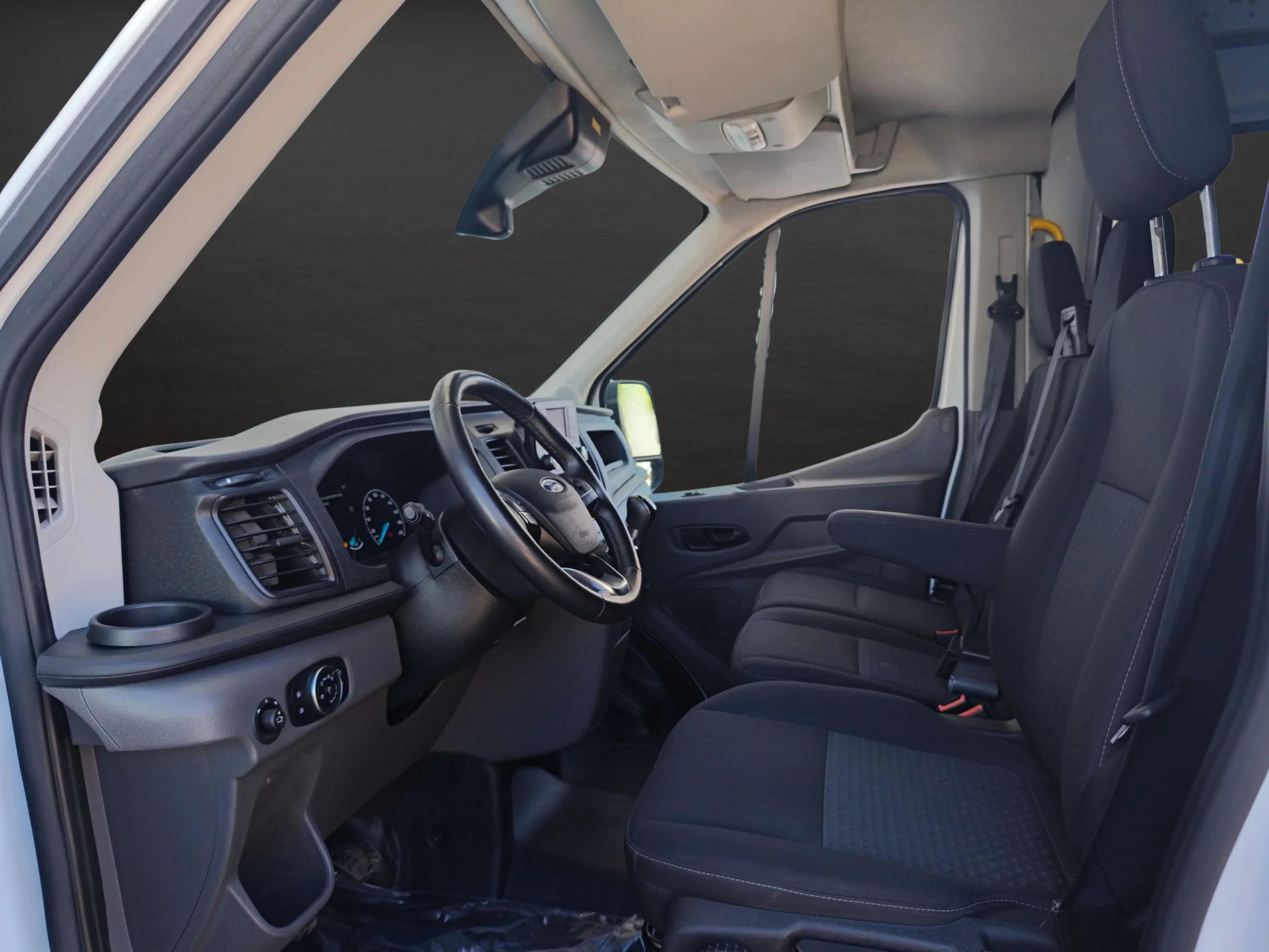 Ford Transit Furgon Mixto L4H3 170CV (2024) – 6 Plazas Retráctiles Gran Volumen Ocasión ¡Desde 450 €/mes!  - Foto 11