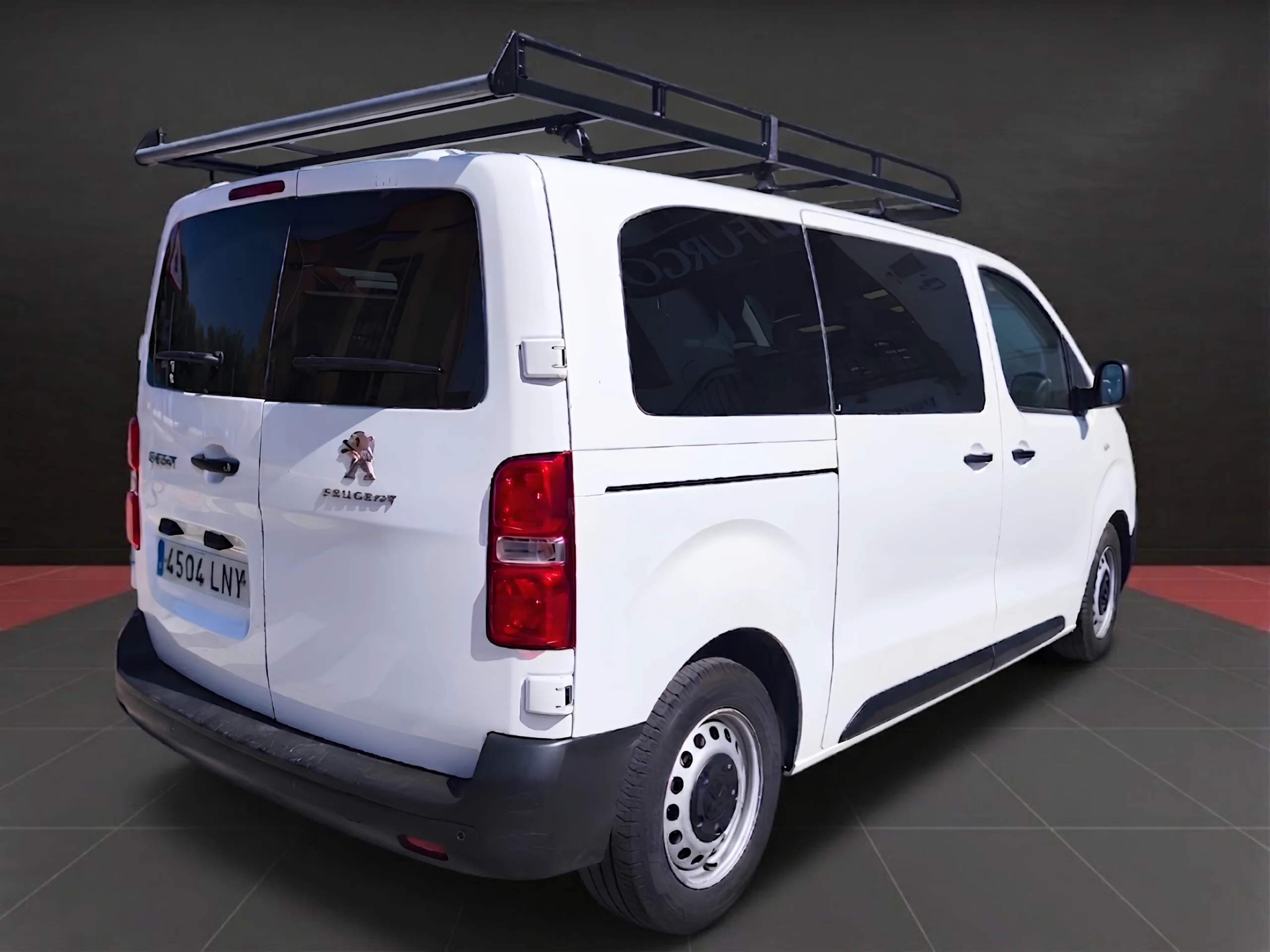Peugeot Expert  Combi 9 Plazas con Baca Talla M BLUEHDI 120 CV - Foto 5