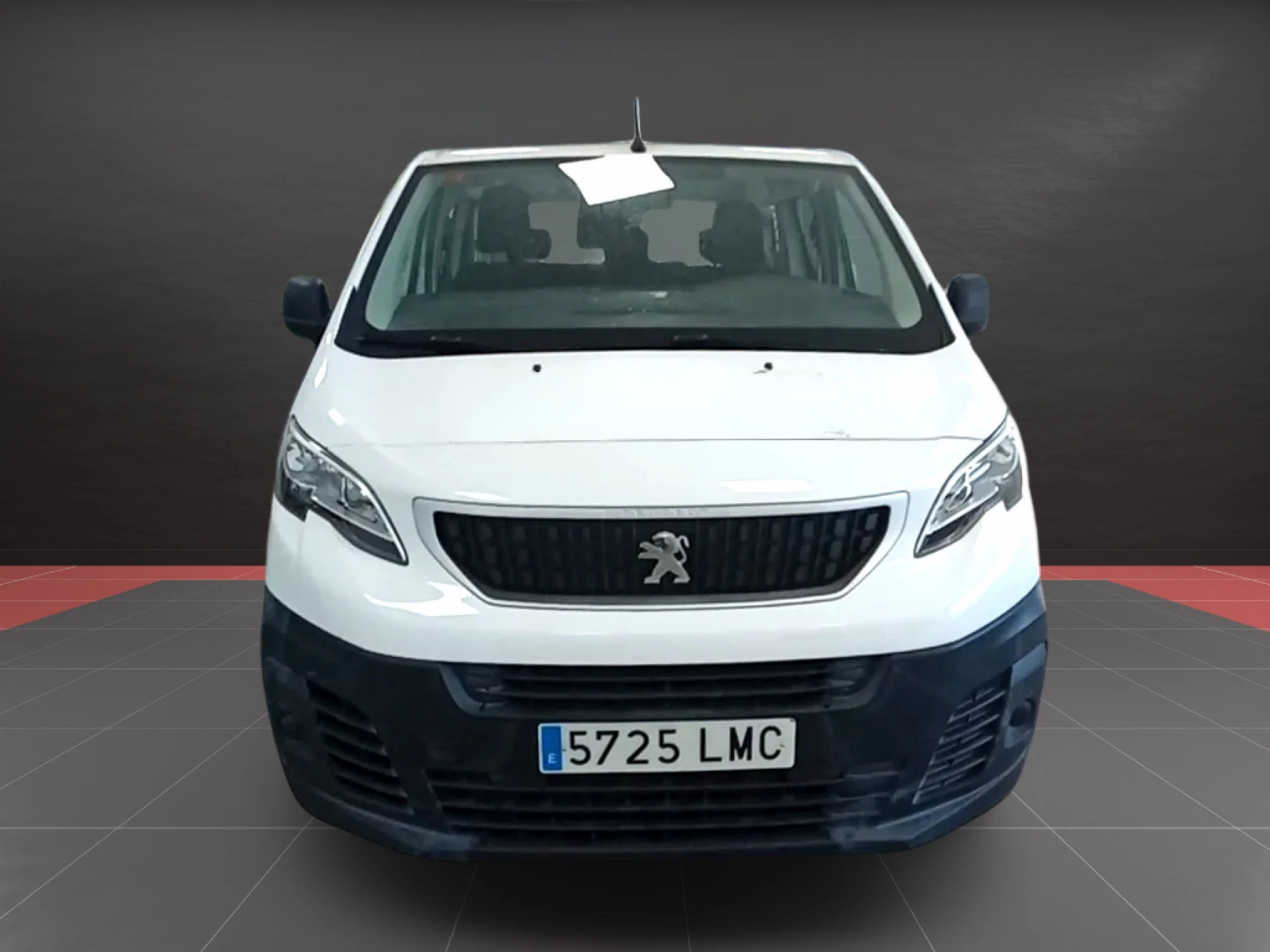 Peugeot Expert Combi BlueHDi Compact (2021) | Oportunidad de Reestreno con Solo 10.900 km | Desde 390 € al mes - Foto 3