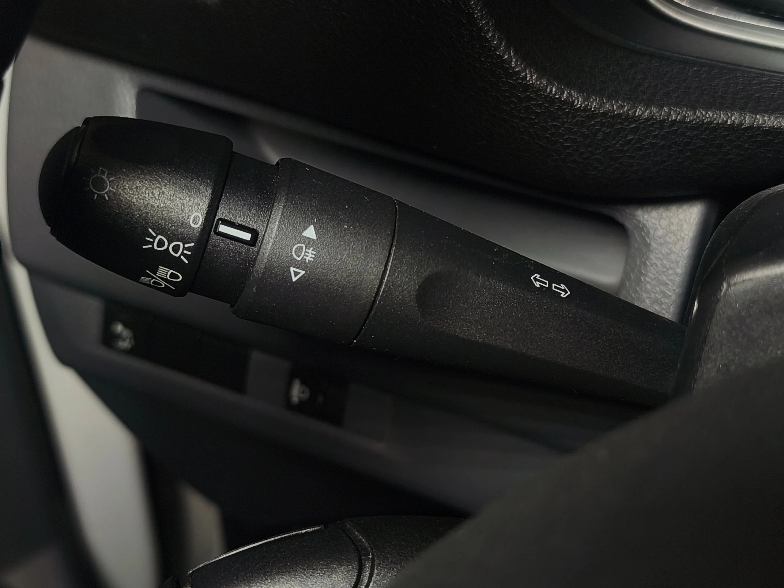 Peugeot Expert Combi 6 Plazas | Oportunidad de Reestreno con Solo 10.900 km | Desde 387 € al mes - Foto 15