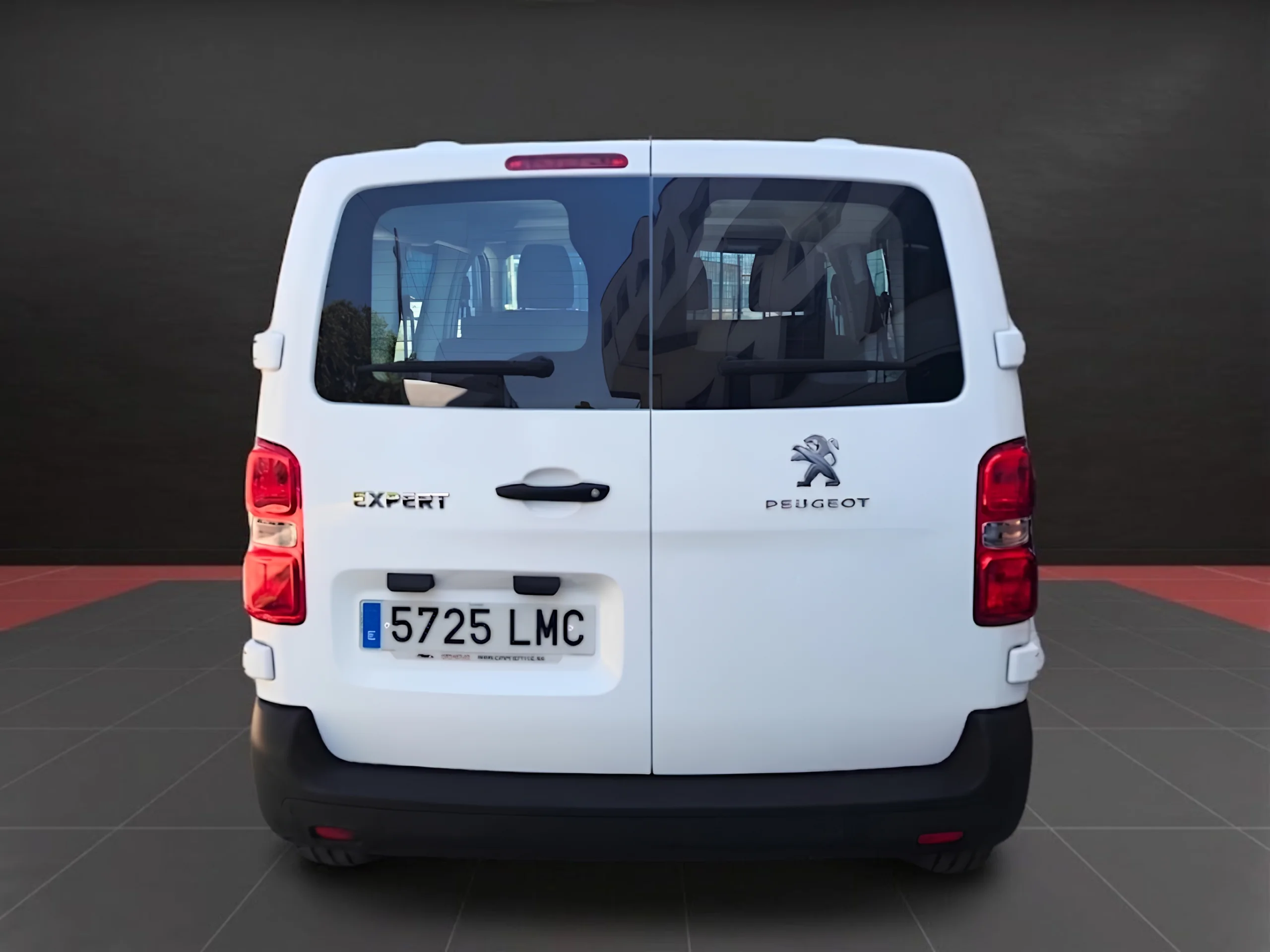 Peugeot Expert Combi 6 Plazas | Oportunidad de Reestreno con Solo 10.900 km | Desde 387 € al mes - Foto 6