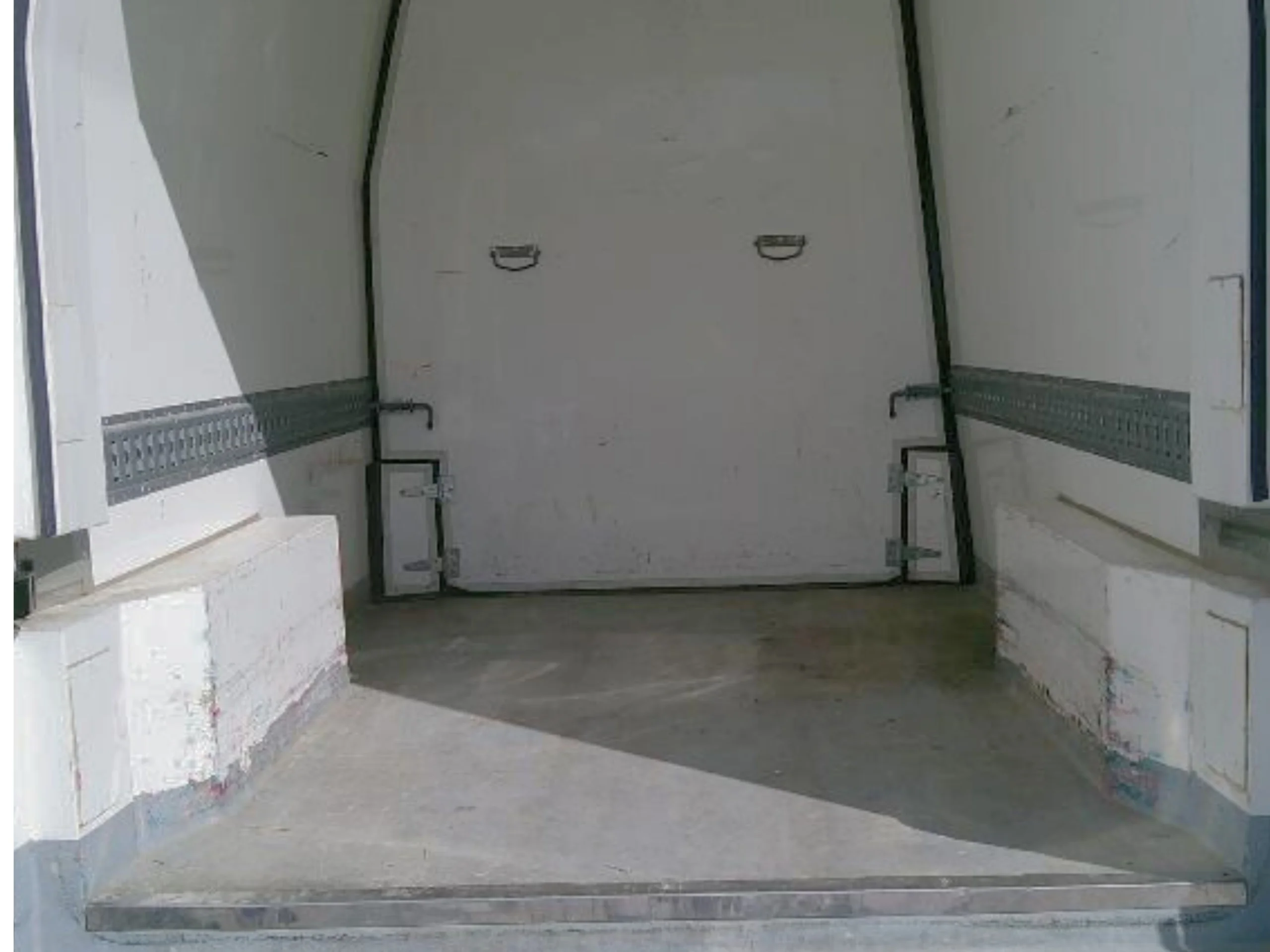 Renault Master Frigorífico con trampilla elevadora L3H2 2.3DCI - Foto 6