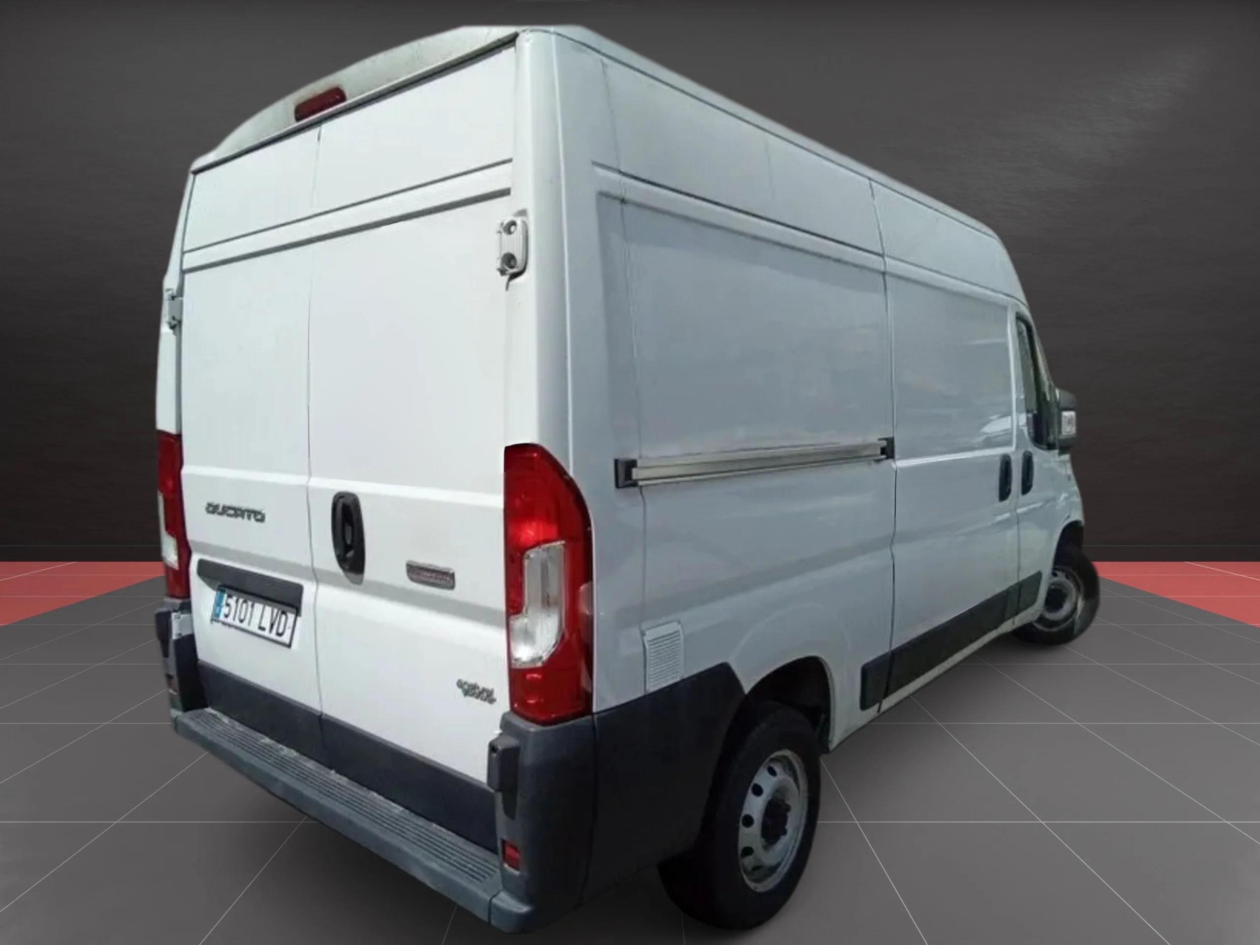 Fiat Ducato Furgón 35 L2H2 GNC | Ahorro, Etiqueta ECO y Capacidad | Desde 289 € al mes - Foto 4