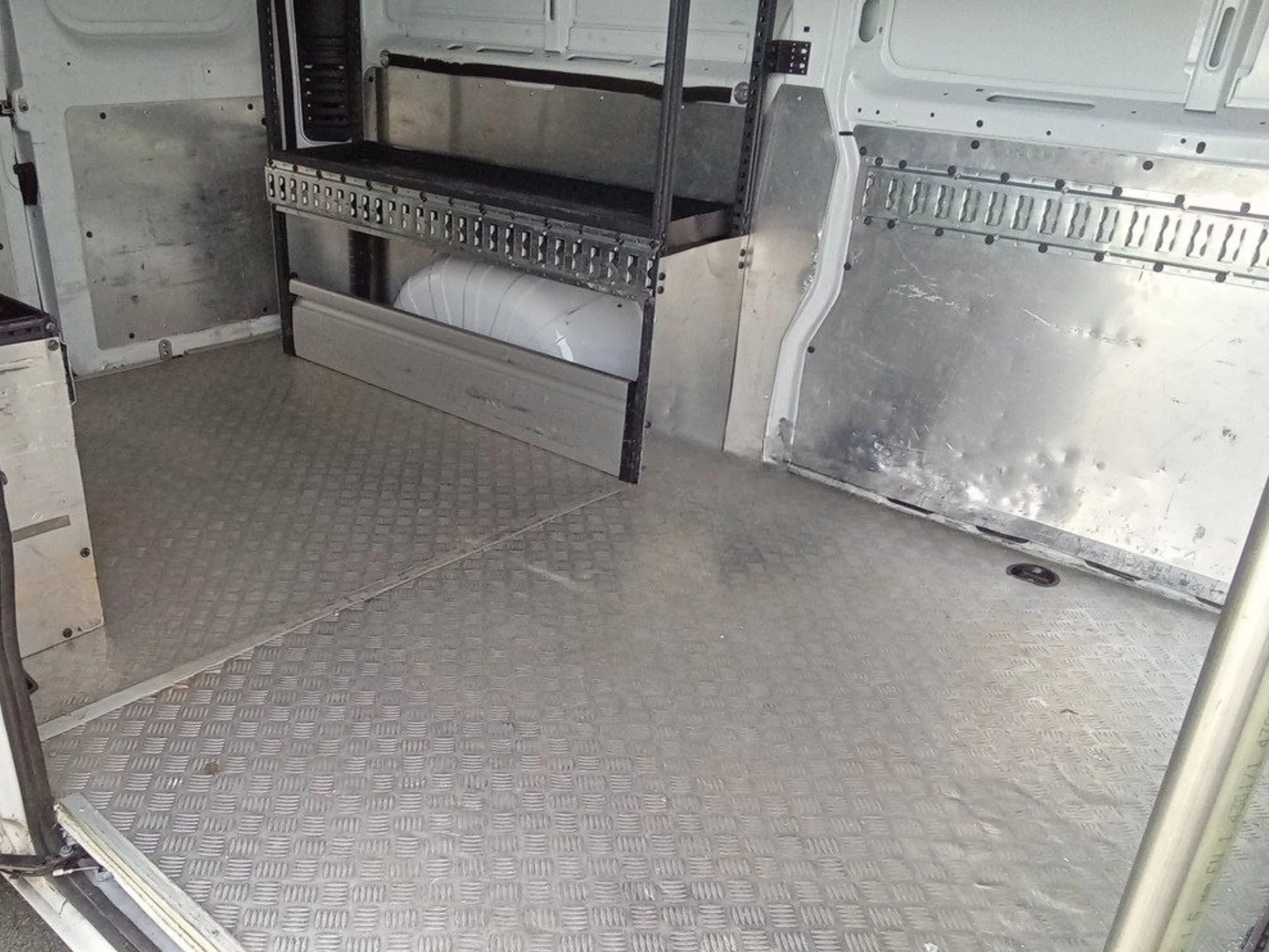 Fiat Ducato Furgón 35 L2H2 GNC | Ahorro, Etiqueta ECO y Capacidad | Desde 289 € al mes - Foto 8