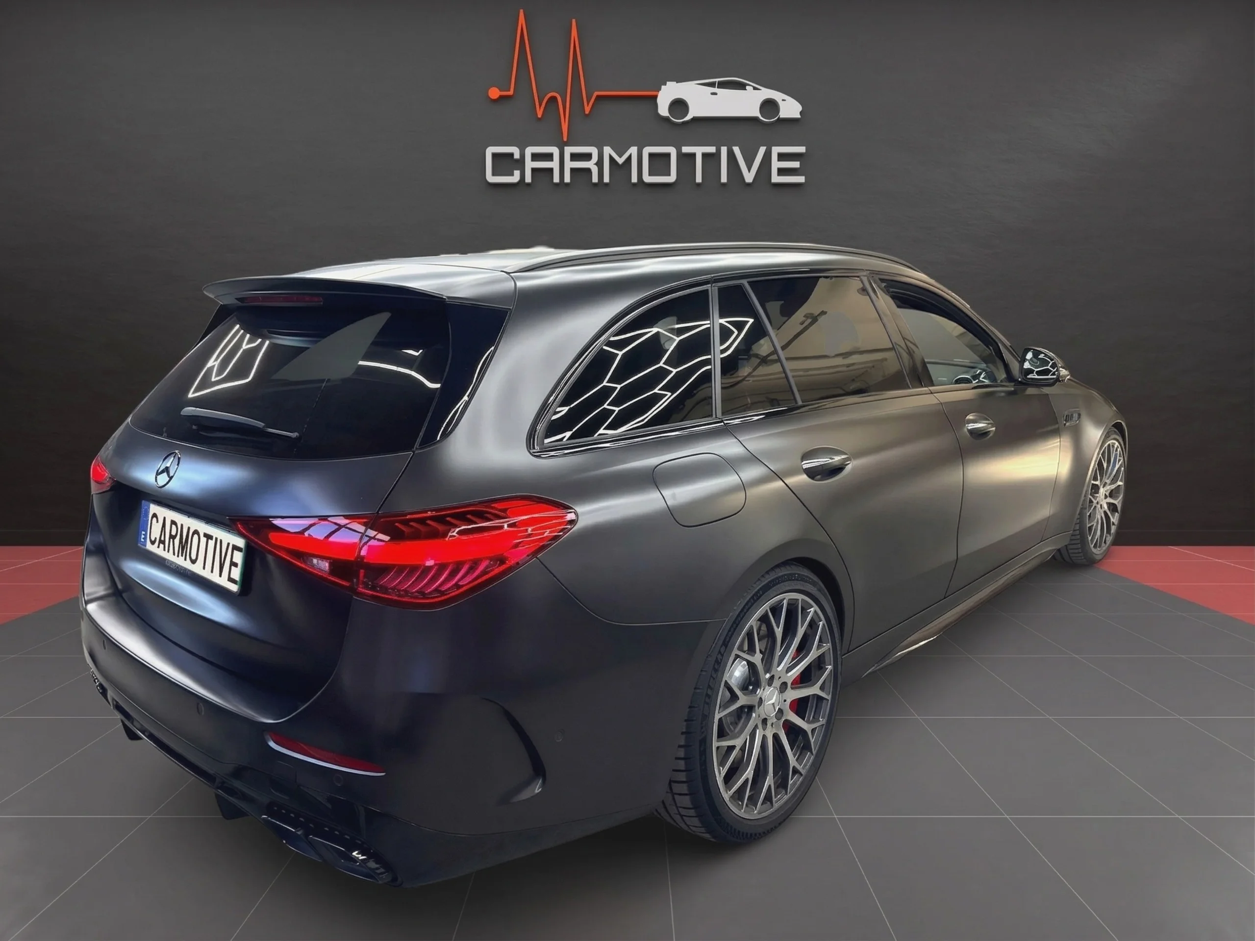 Mercedes-Benz C 63 AMG S E Performance Estate - Foto 4