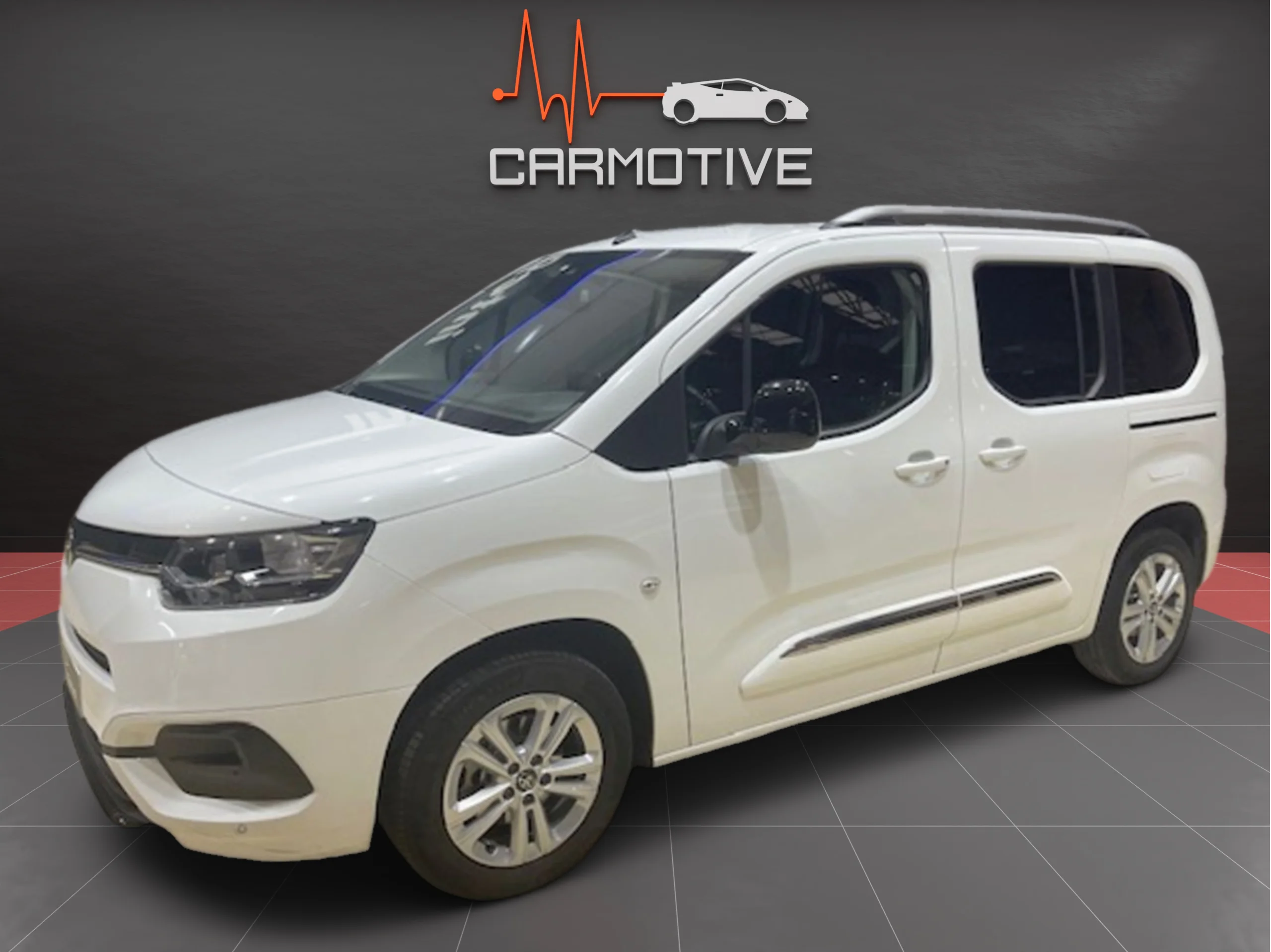 Toyota Proace 1.2i 110 CV City Verso Family Active - Foto 1