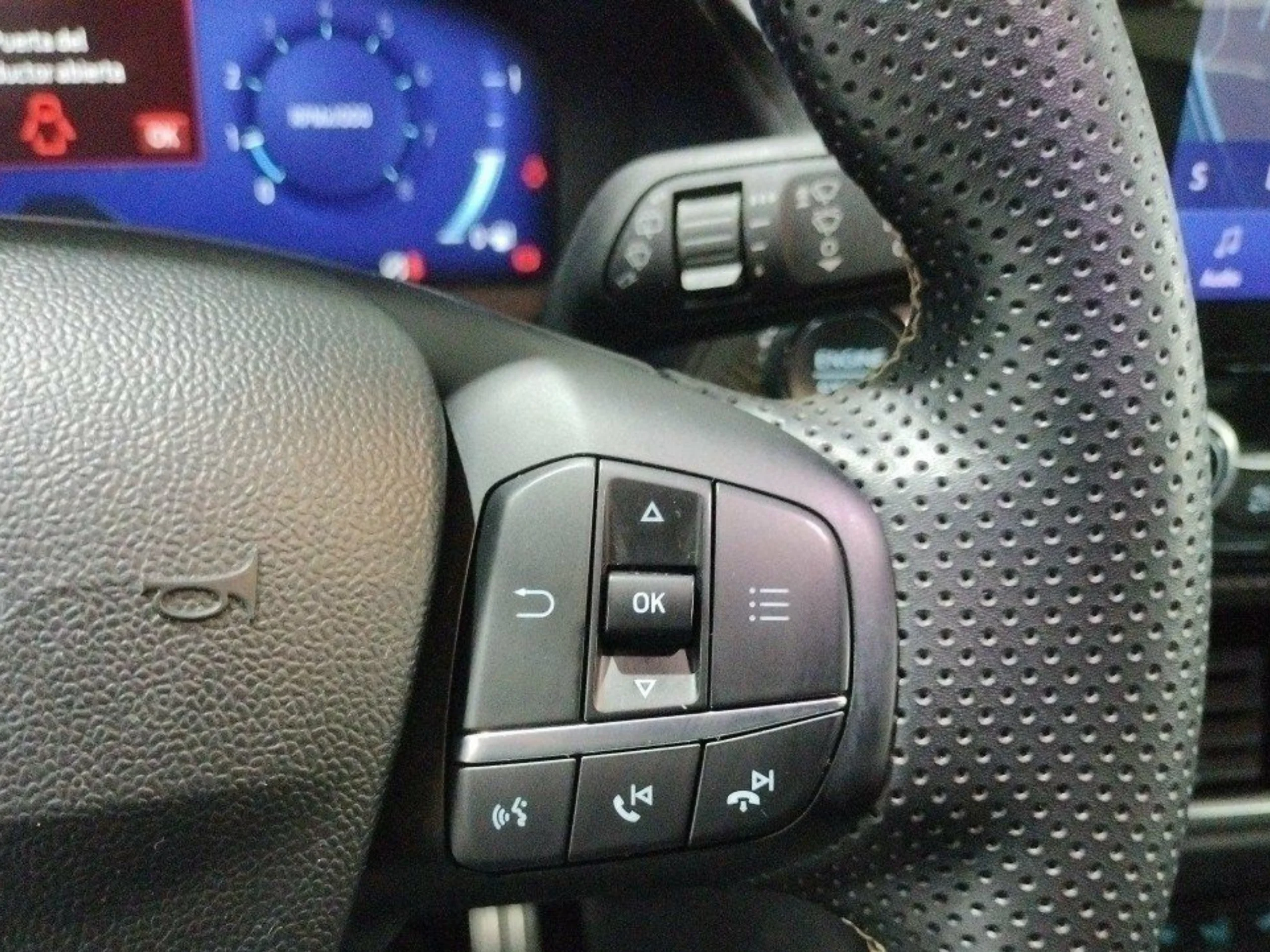 Ford Puma ST-Line X Gold 155 CV - Foto 16