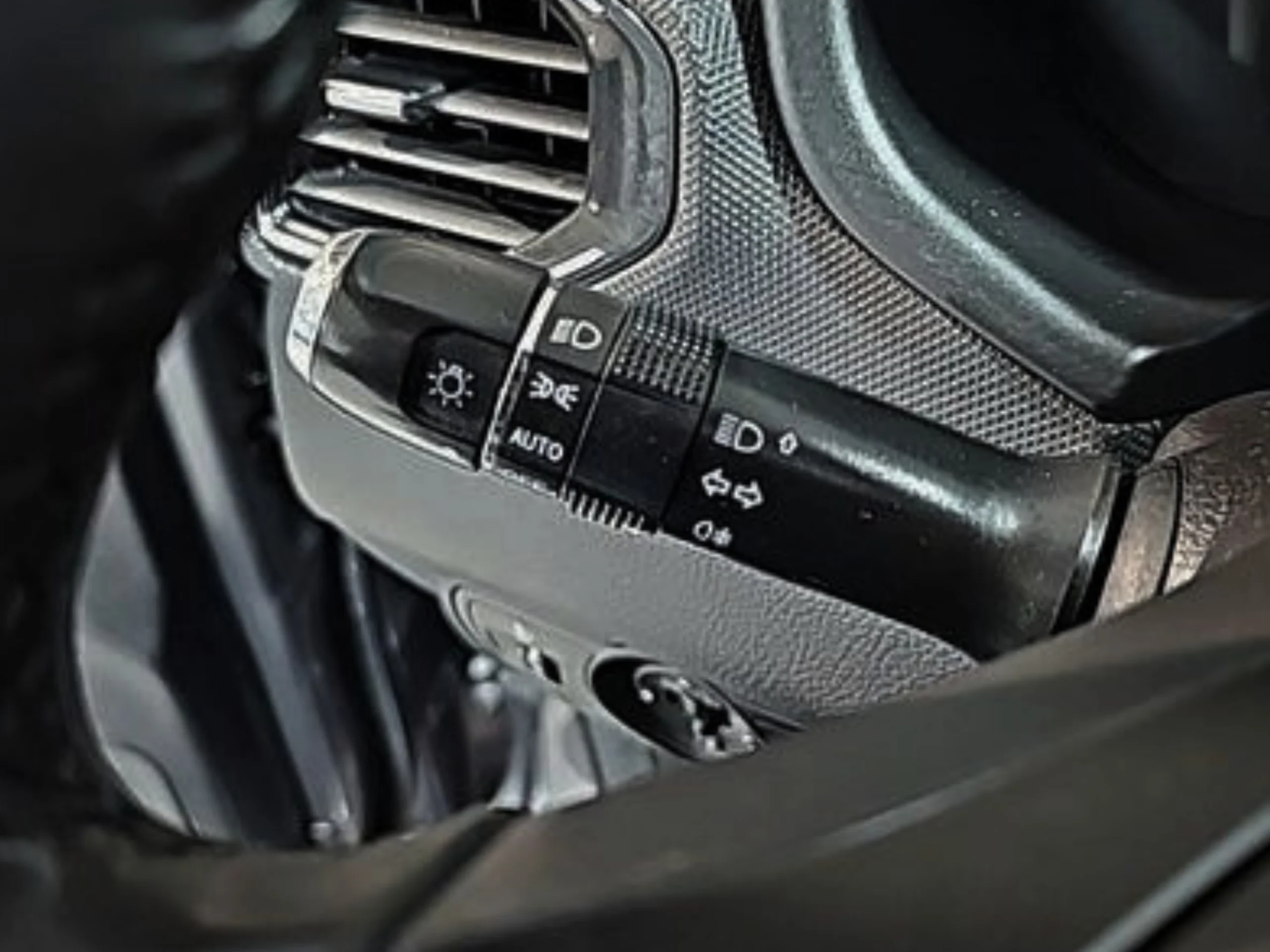 DR Motor DR3 1.5 Gasolina 115CV (2022) | SUV Familiar | Desde 209€/mes - Foto 15