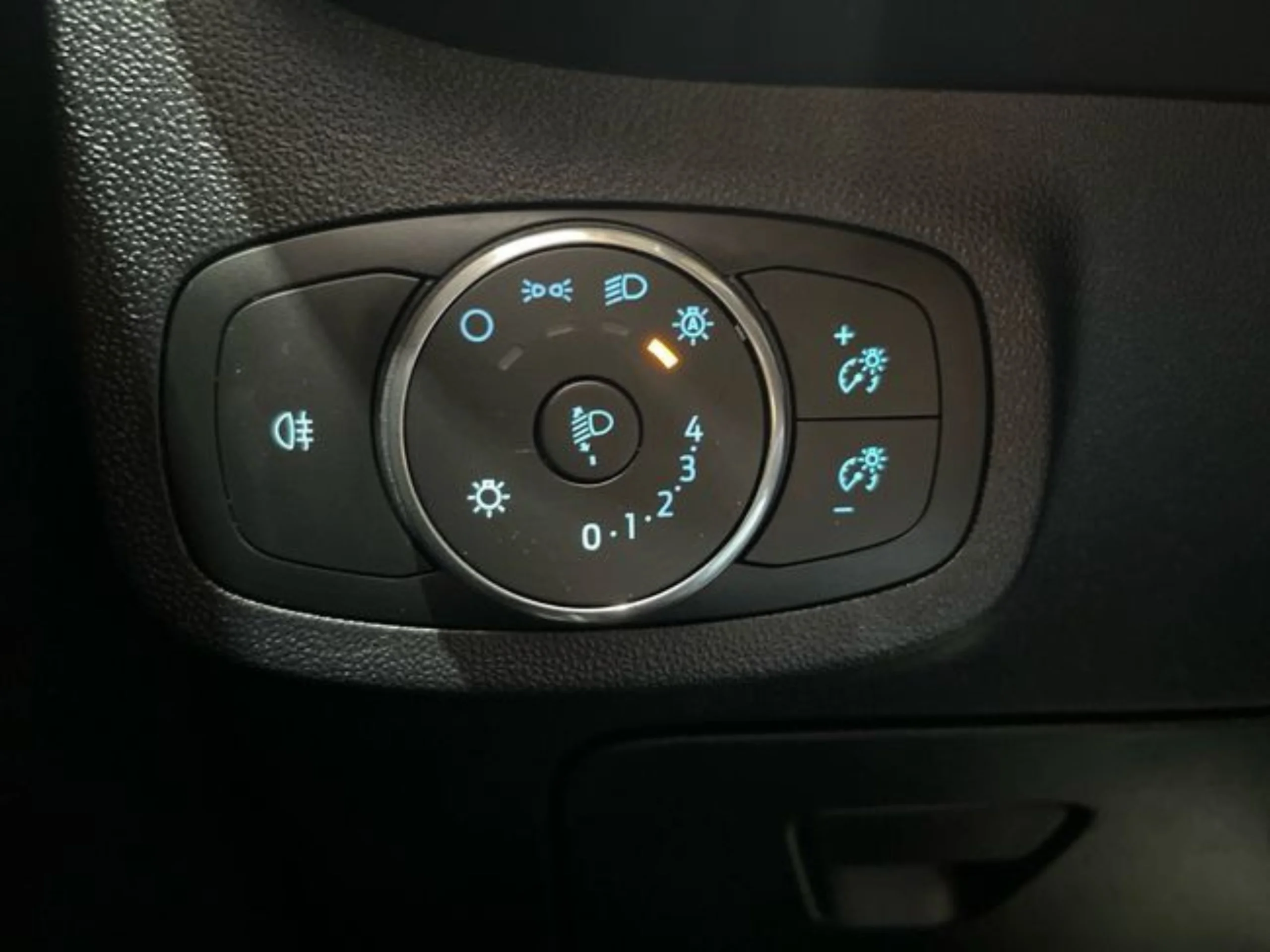 Ford Fiesta 1.1 GLP Trend | Etiqueta ECO | Desde 190 € al mes - Foto 16
