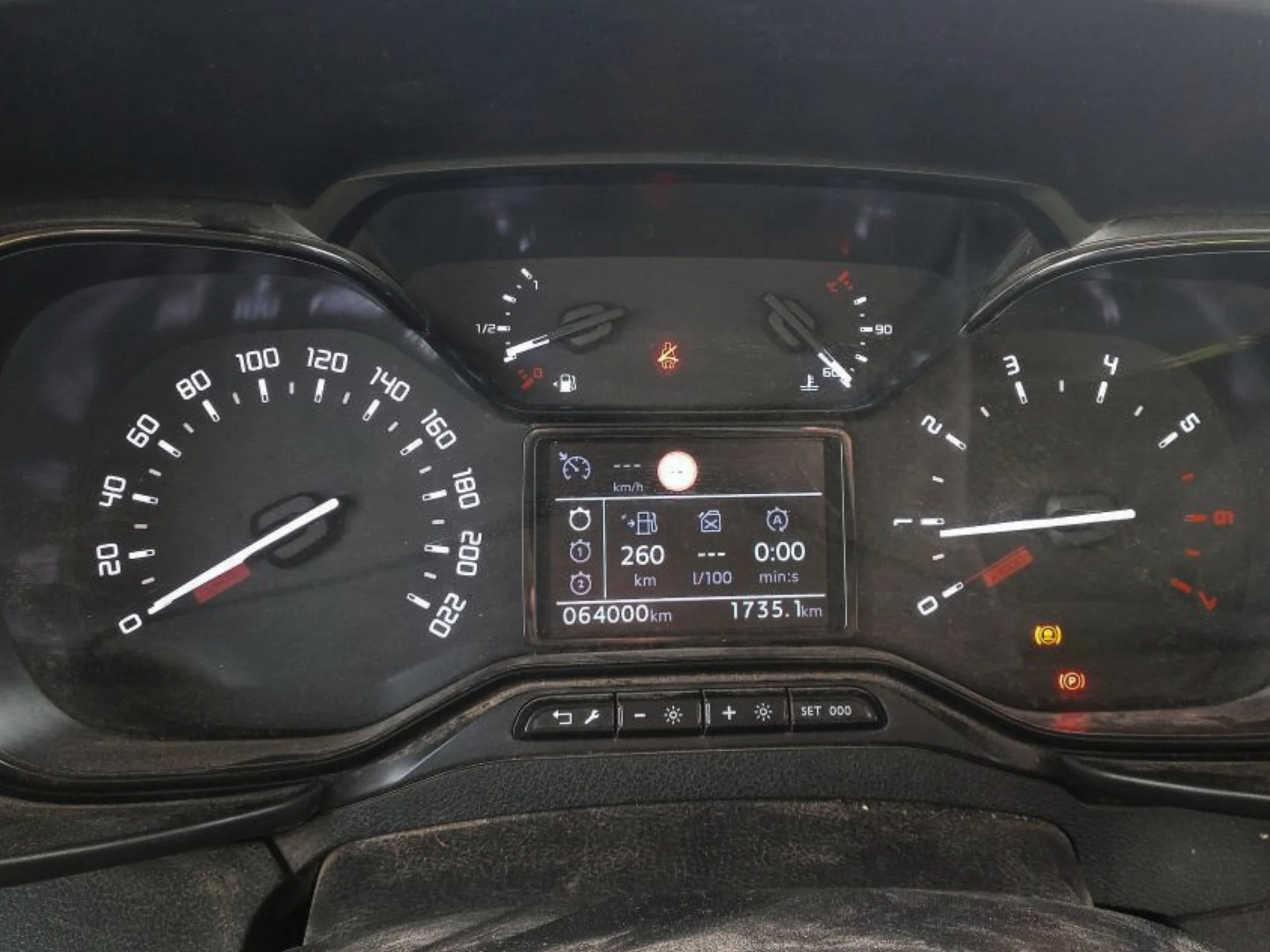 Citroen Berlingo Furgón Talla M BlueHDi (2022) | Eficiencia y Agilidad Urbana | Desde 260 € al mes - Foto 10