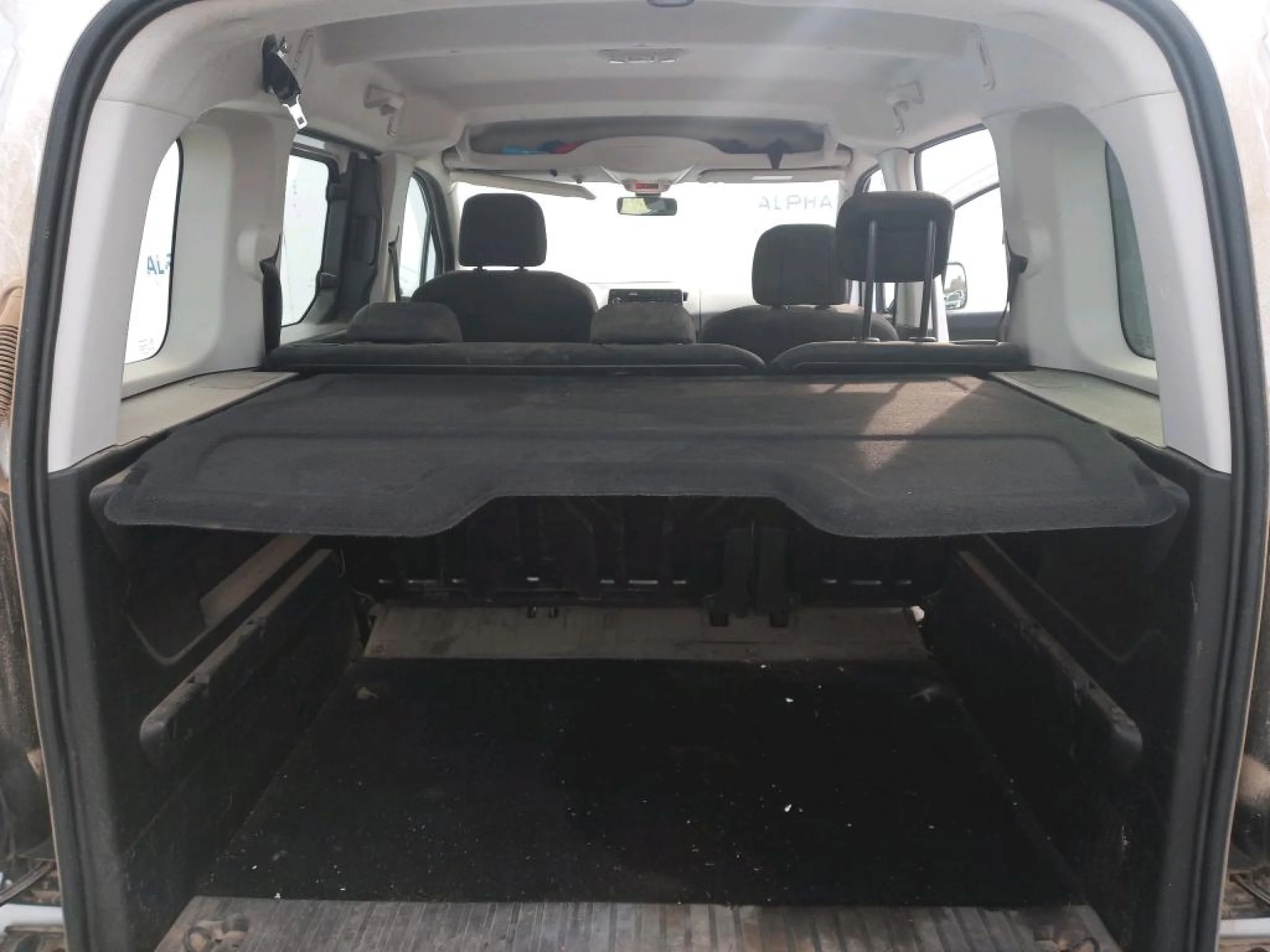 Citroen Berlingo Furgón Talla M BlueHDi (2022) | Eficiencia y Agilidad Urbana | Desde 260 € al mes - Foto 6