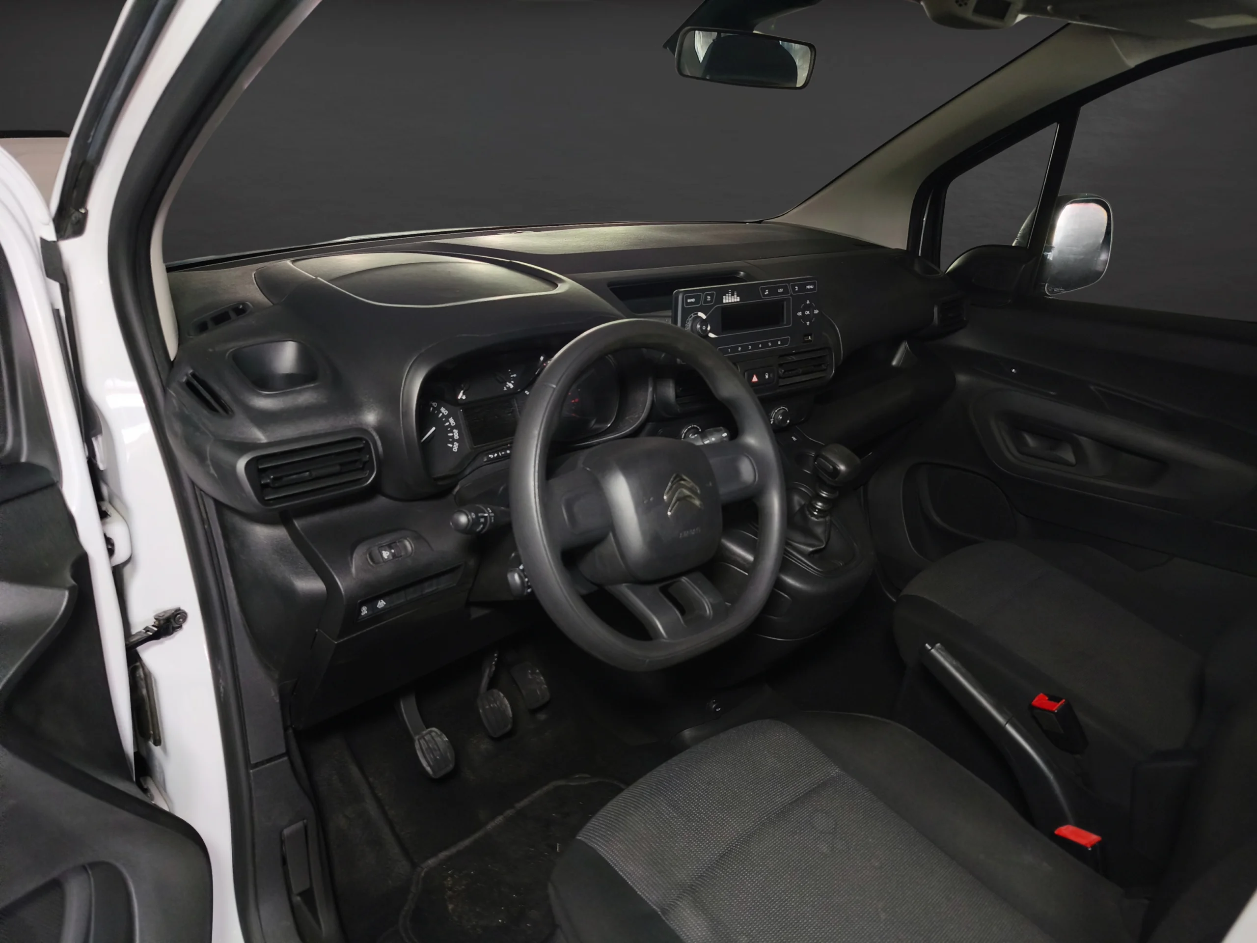 Citroen Berlingo Furgón Talla M BlueHDi | Eficiencia y Agilidad Urbana | Desde 260 € al mes - Foto 10