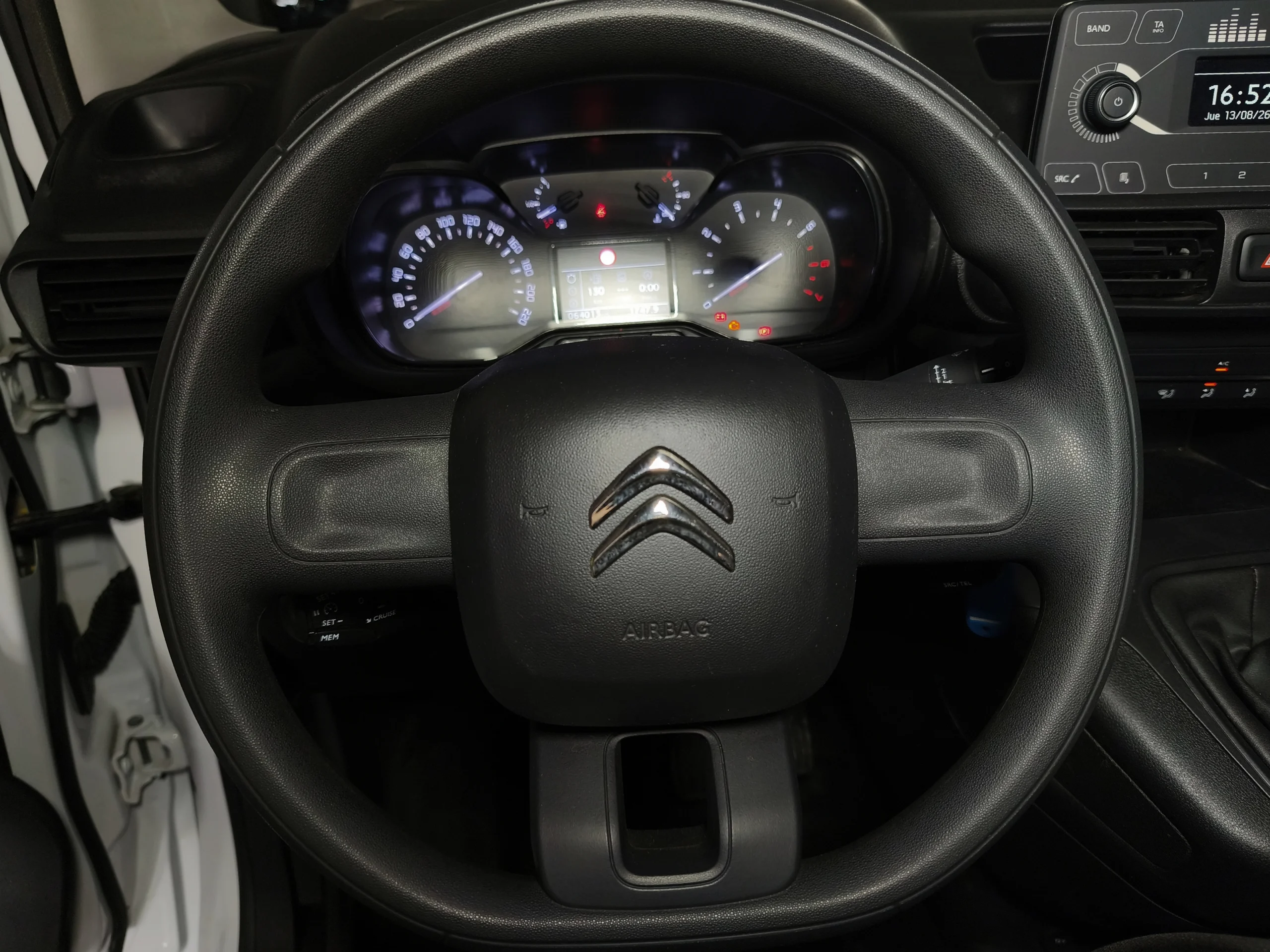 Citroen Berlingo Furgón Talla M BlueHDi | Eficiencia y Agilidad Urbana | Desde 260 € al mes - Foto 15