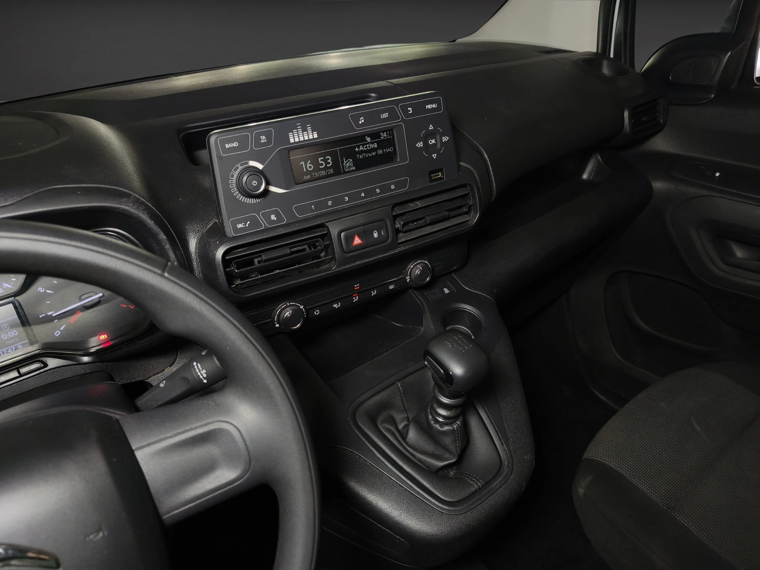 Citroen Berlingo Furgón Talla M BlueHDi | Eficiencia y Agilidad Urbana | Desde 260 € al mes - Foto 24