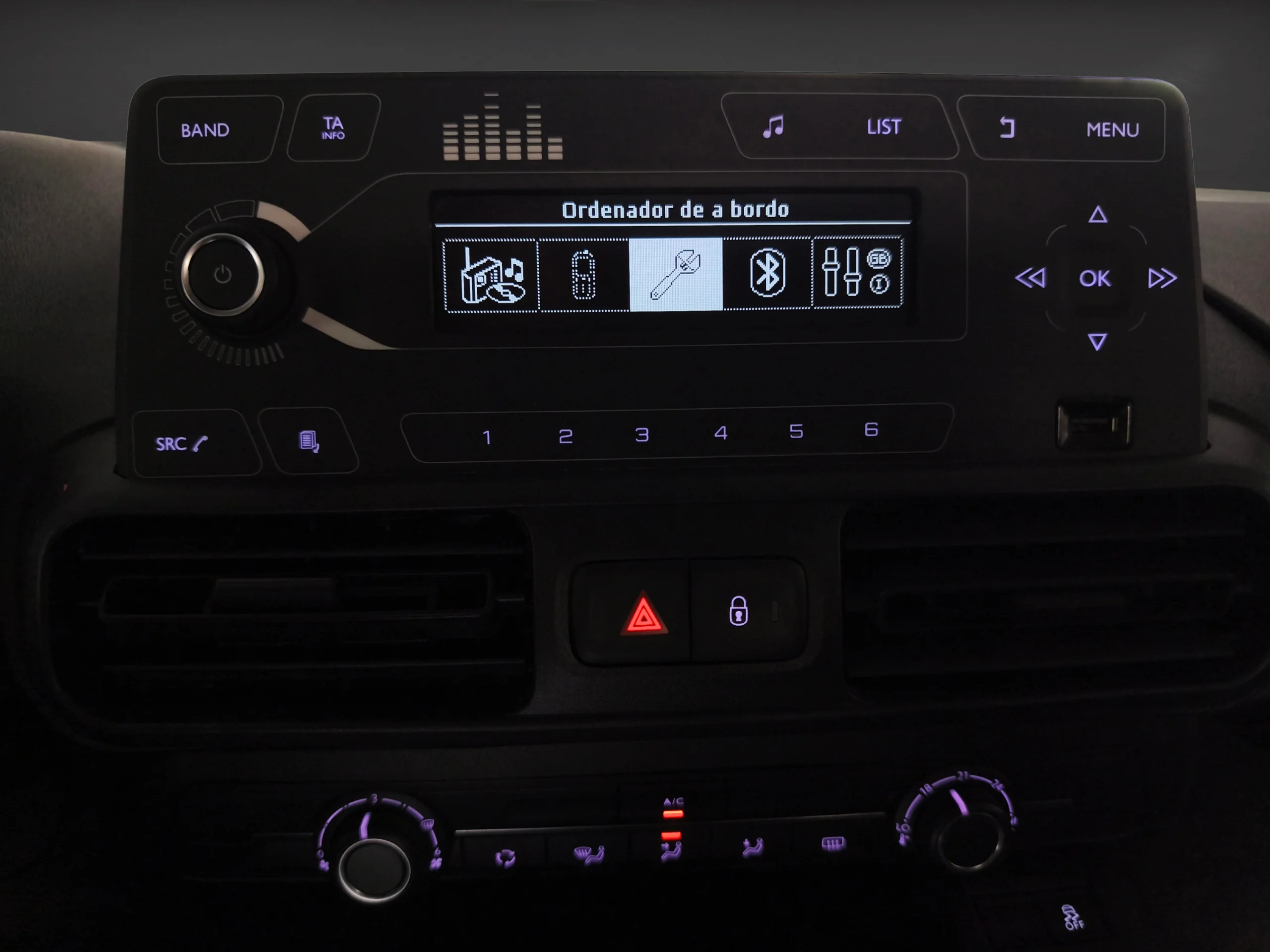 Citroen Berlingo Furgón Talla M BlueHDi | Eficiencia y Agilidad Urbana | Desde 260 € al mes - Foto 26
