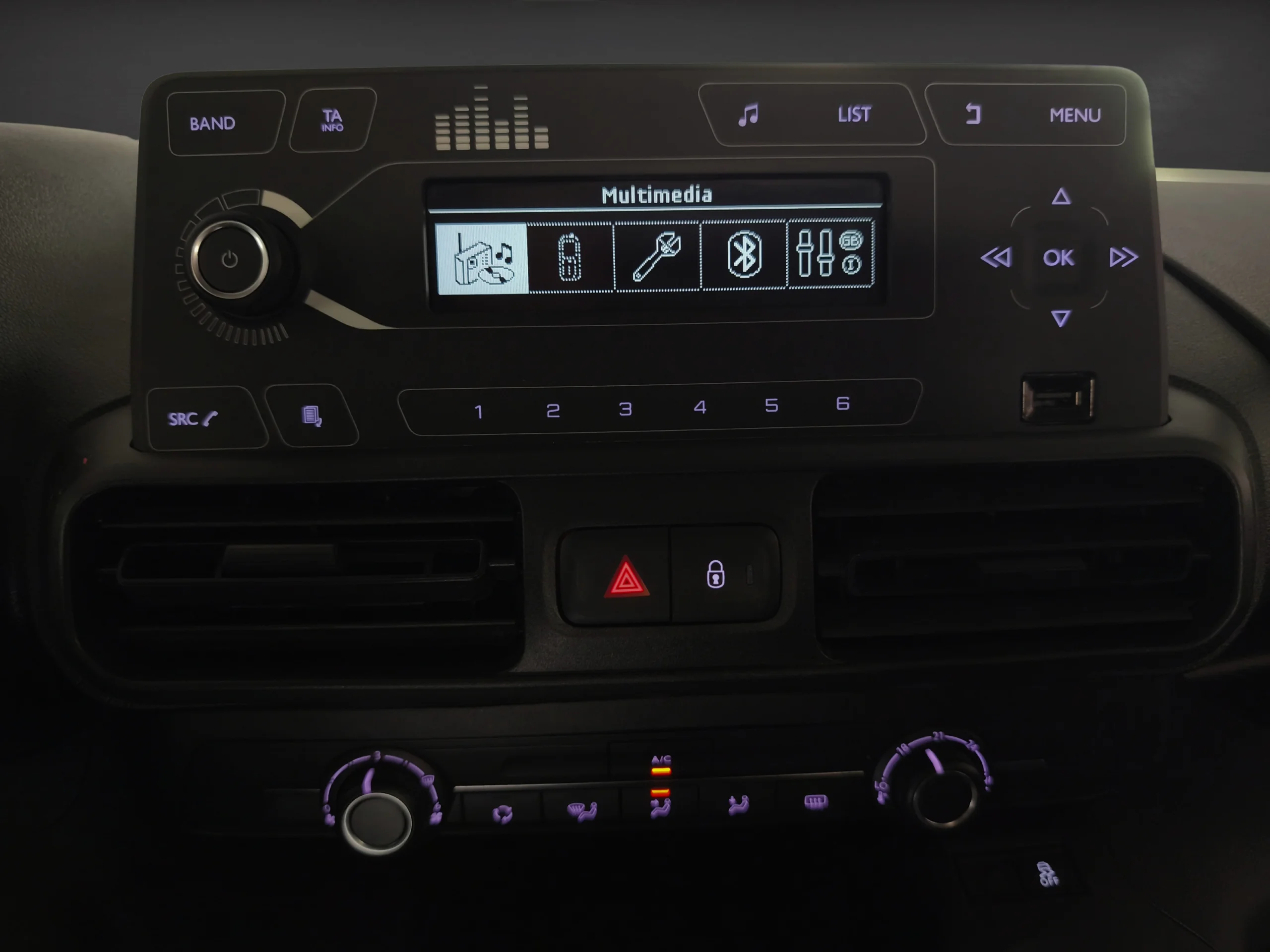 Citroen Berlingo Furgón Talla M BlueHDi | Eficiencia y Agilidad Urbana | Desde 260 € al mes - Foto 27