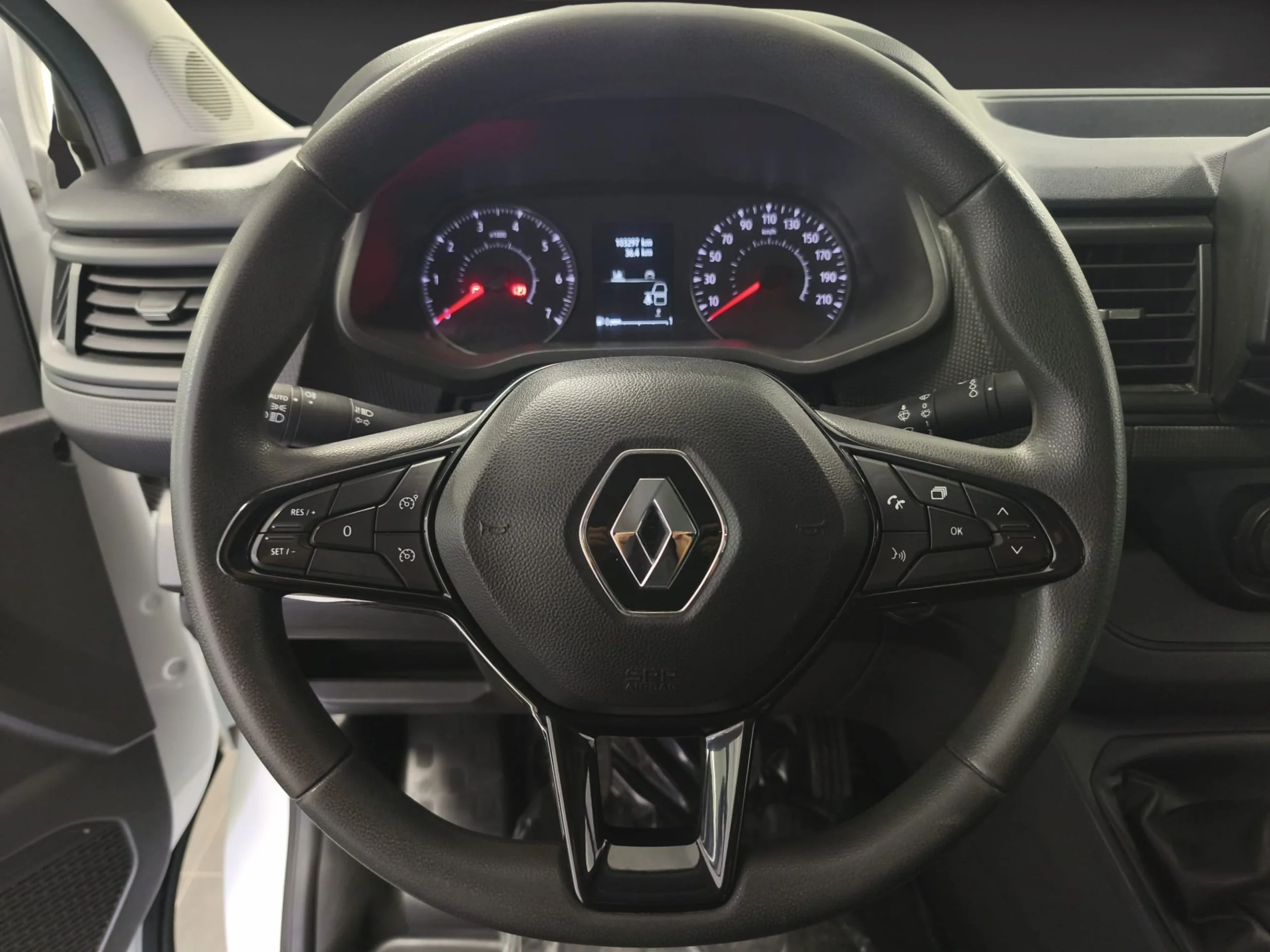 Renault Trafic Doble cabina 6 Plazas con separador de carga LH1 150CV - Foto 10