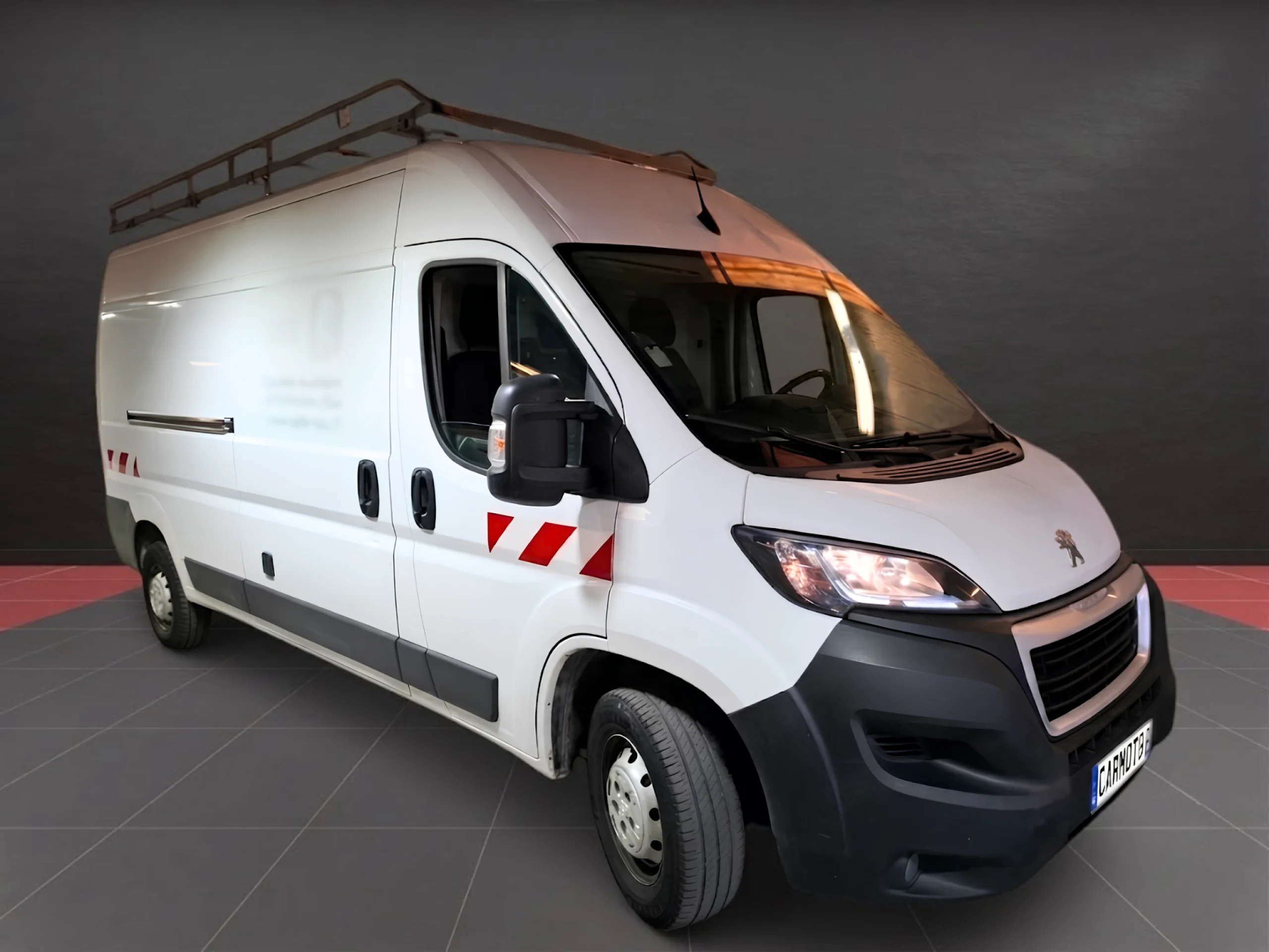 Peugeot Boxer L3H2 Premium 2.2 BlueHDi (2021) | Equipamiento Superior y Capacidad Total | Desde 366 € al mes - Foto 1