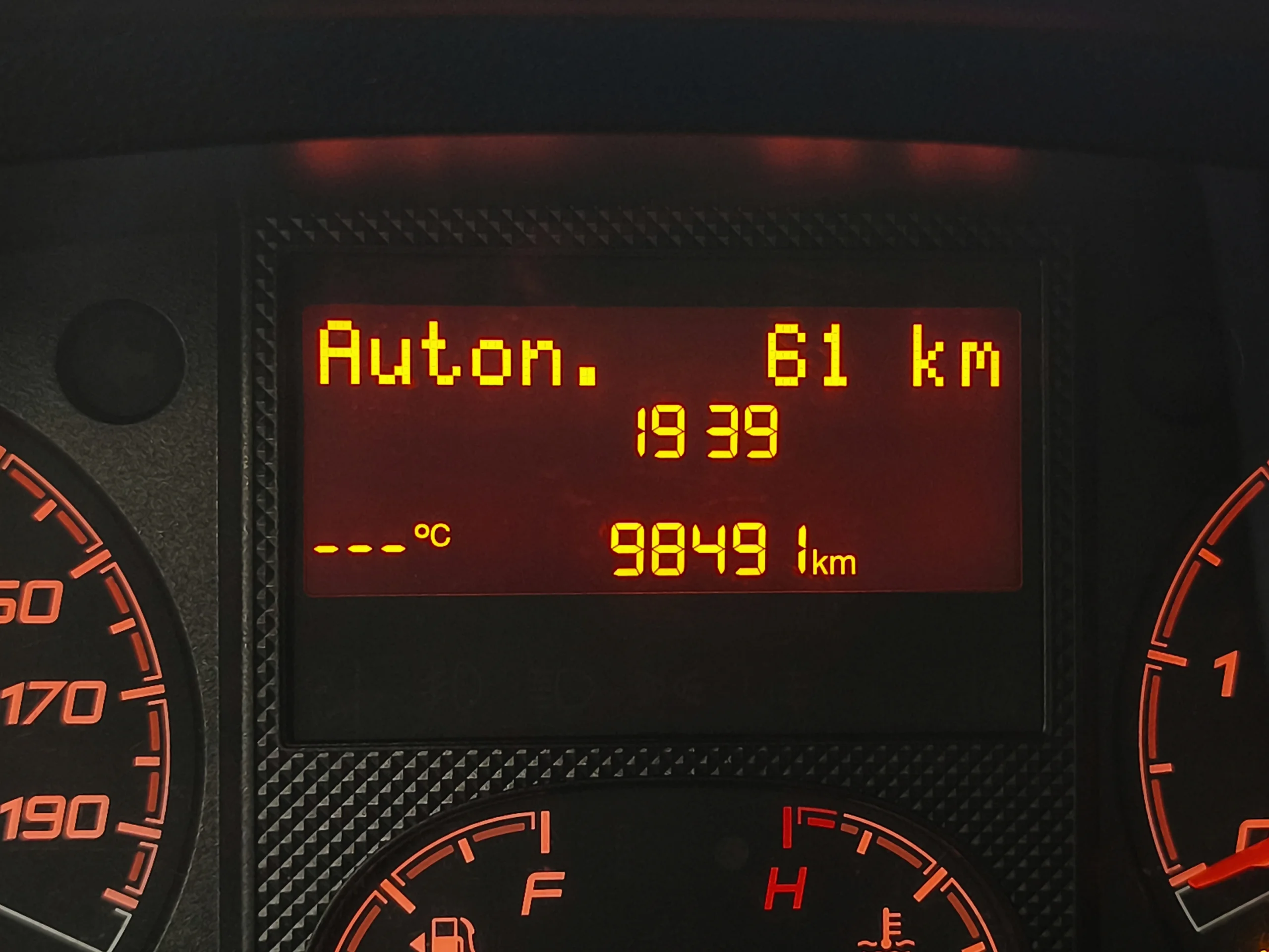 Peugeot Boxer L3H2 Premium 2.2 BlueHDi | Equipamiento Superior y Capacidad Total | Desde 359 € al mes - Foto 12