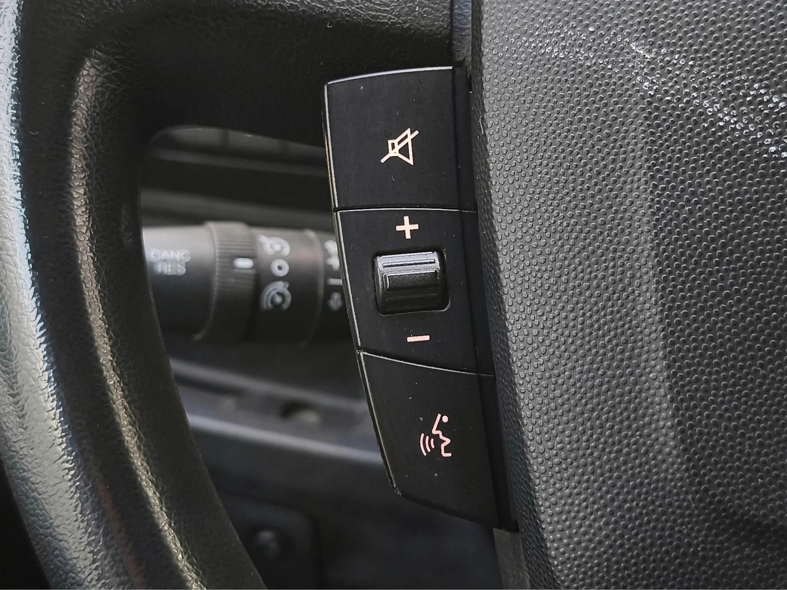 Peugeot Boxer L3H2 Premium 2.2 BlueHDi | Equipamiento Superior y Capacidad Total | Desde 359 € al mes - Foto 13