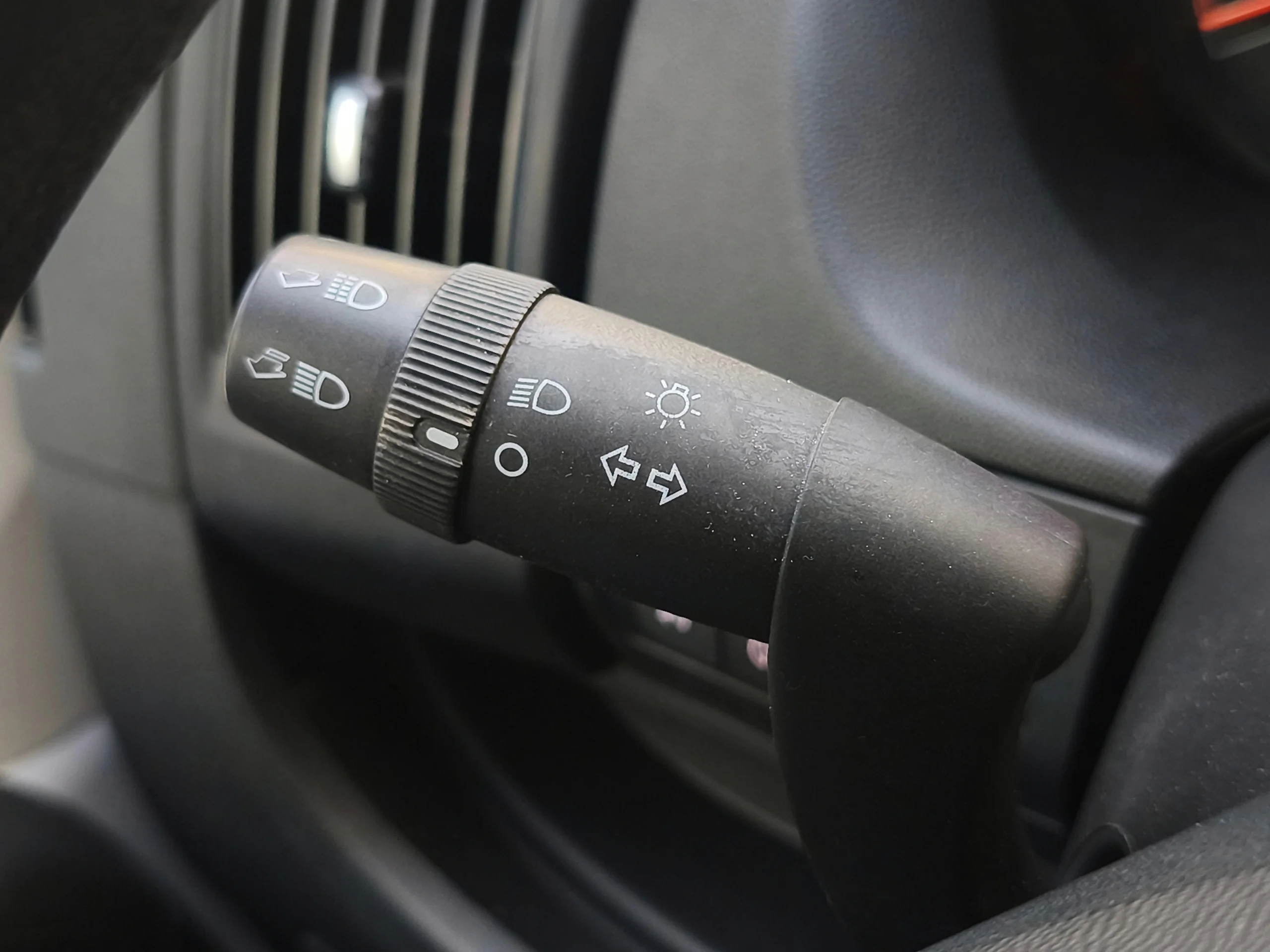 Peugeot Boxer L3H2 Premium 2.2 BlueHDi | Equipamiento Superior y Capacidad Total | Desde 359 € al mes - Foto 15
