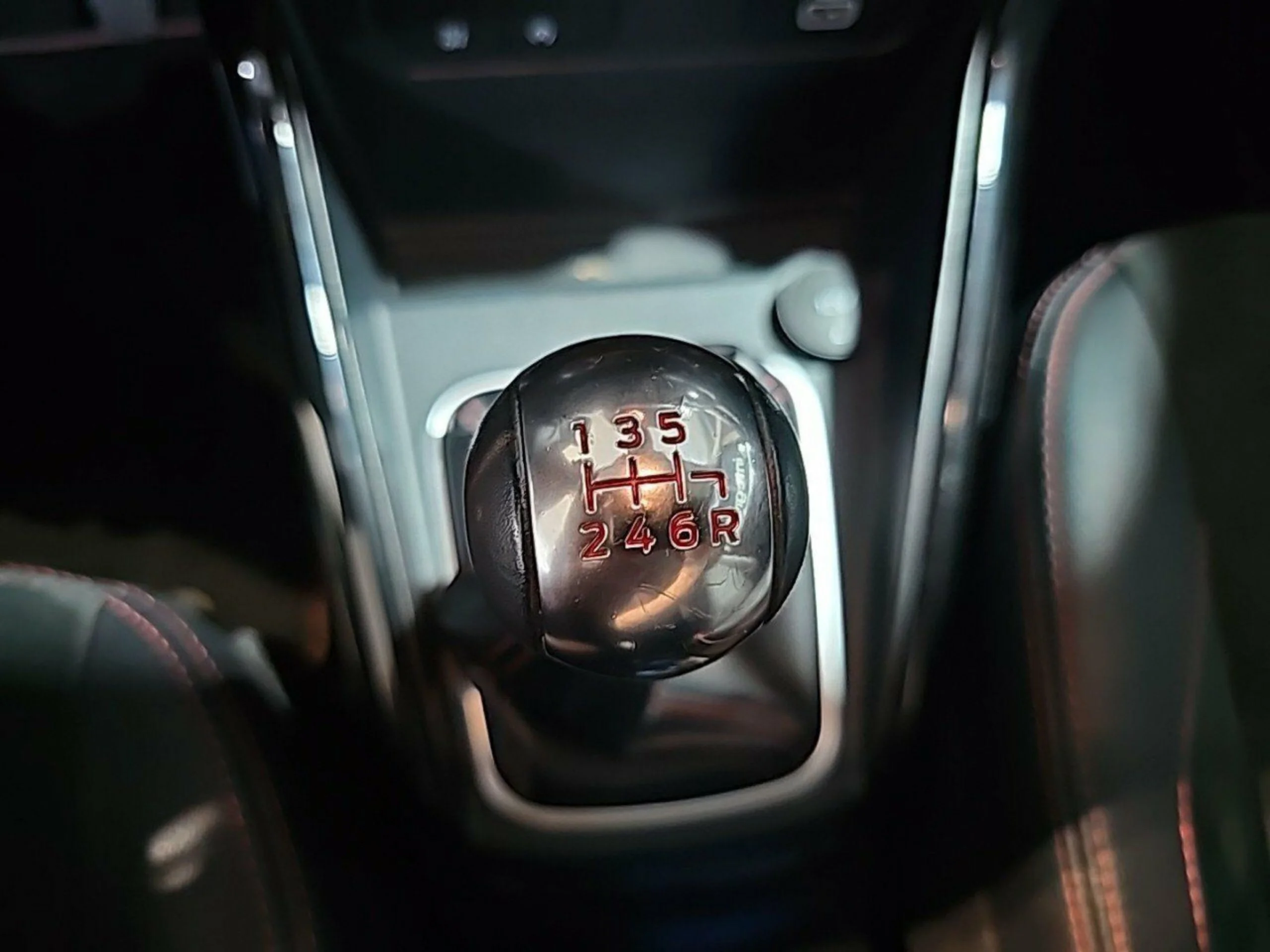 Ford EcoSport 1.0T EcoBoost 92kW (125CV) S&S ST Line - Foto 15