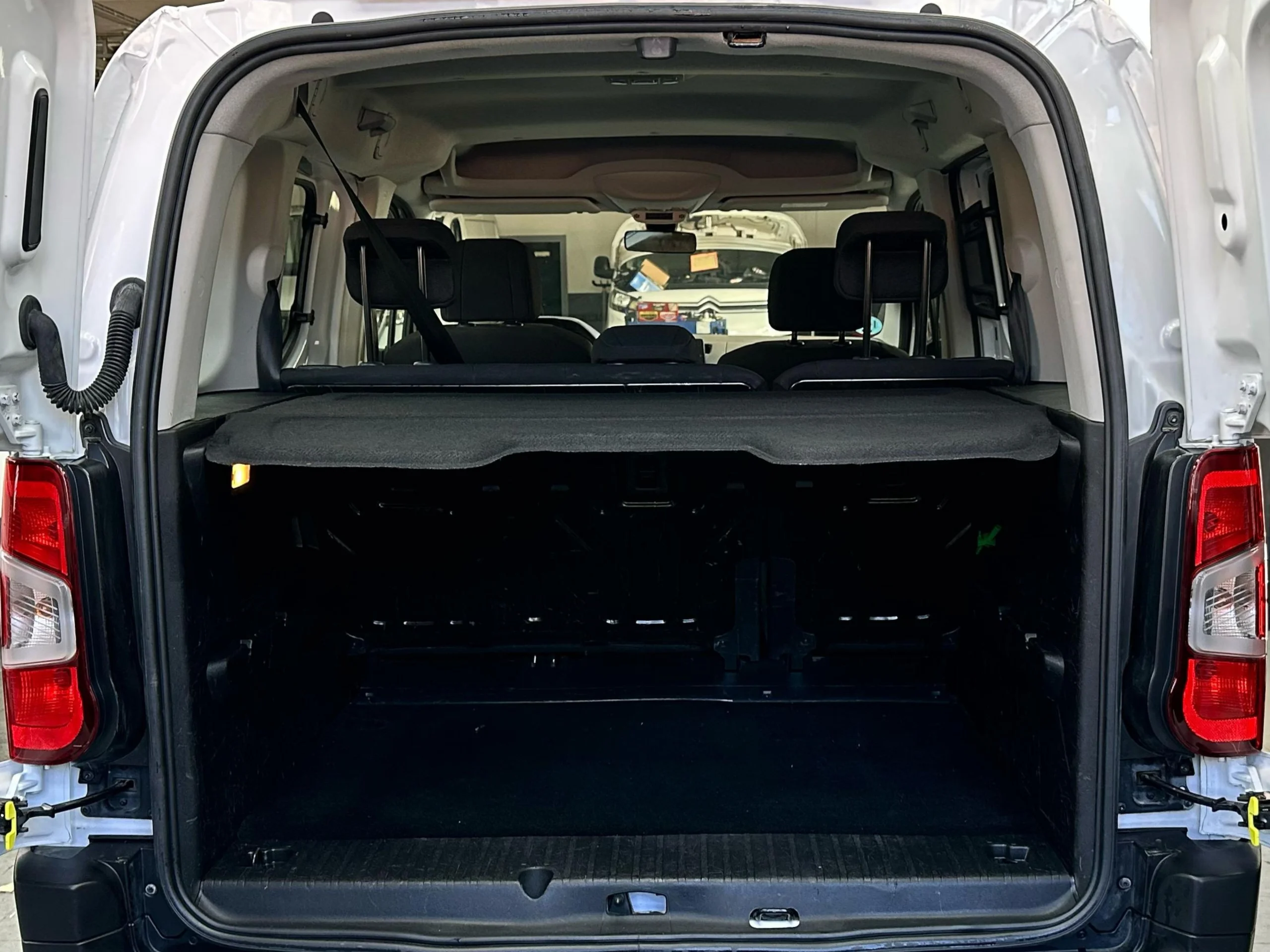 Peugeot Rifter Combi Active 100 CV  BLUEHDI - Foto 6