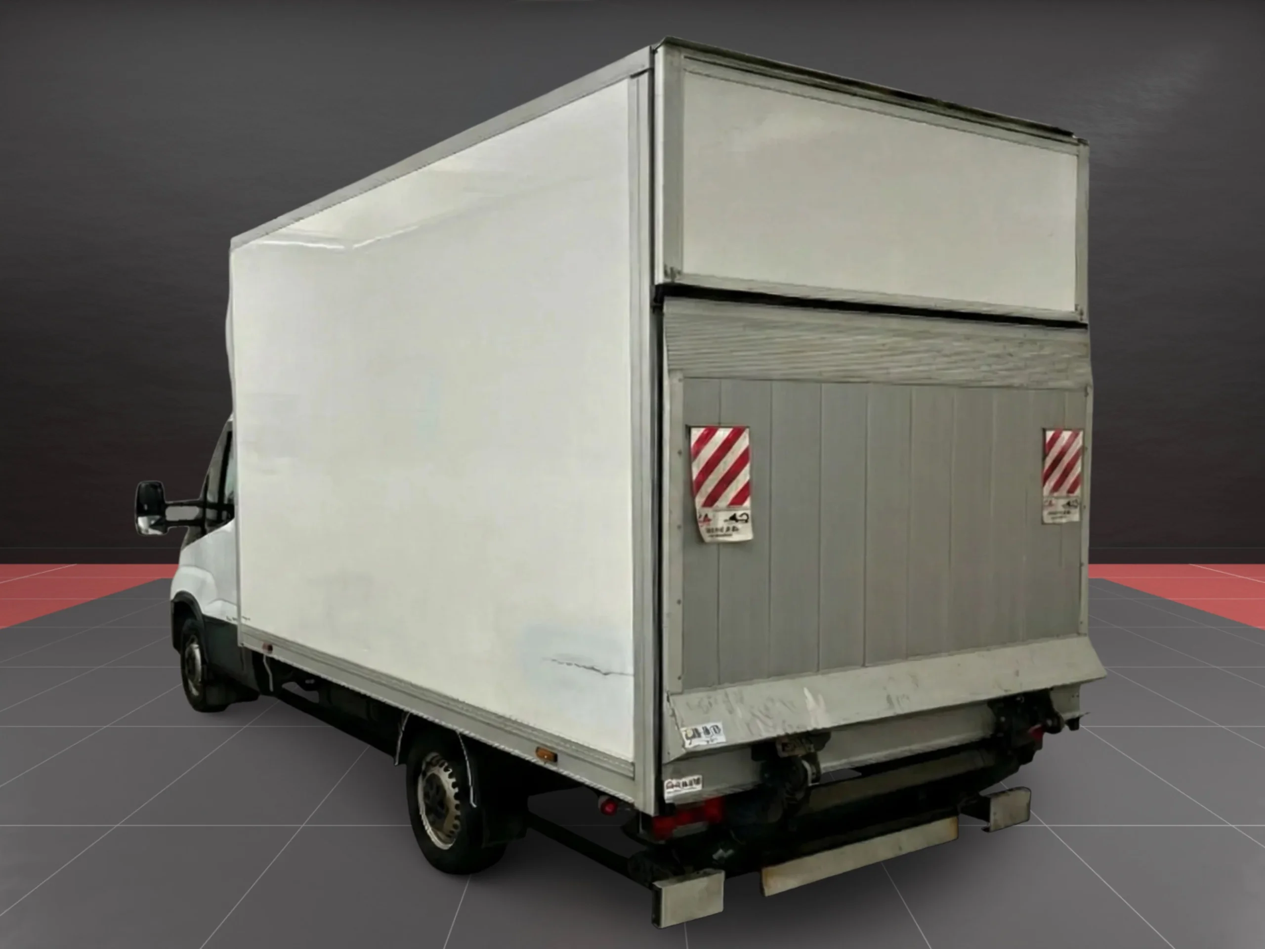 Iveco Daily Carrozado L4 Con Trampilla y Puerta lateral 136CV - Foto 6