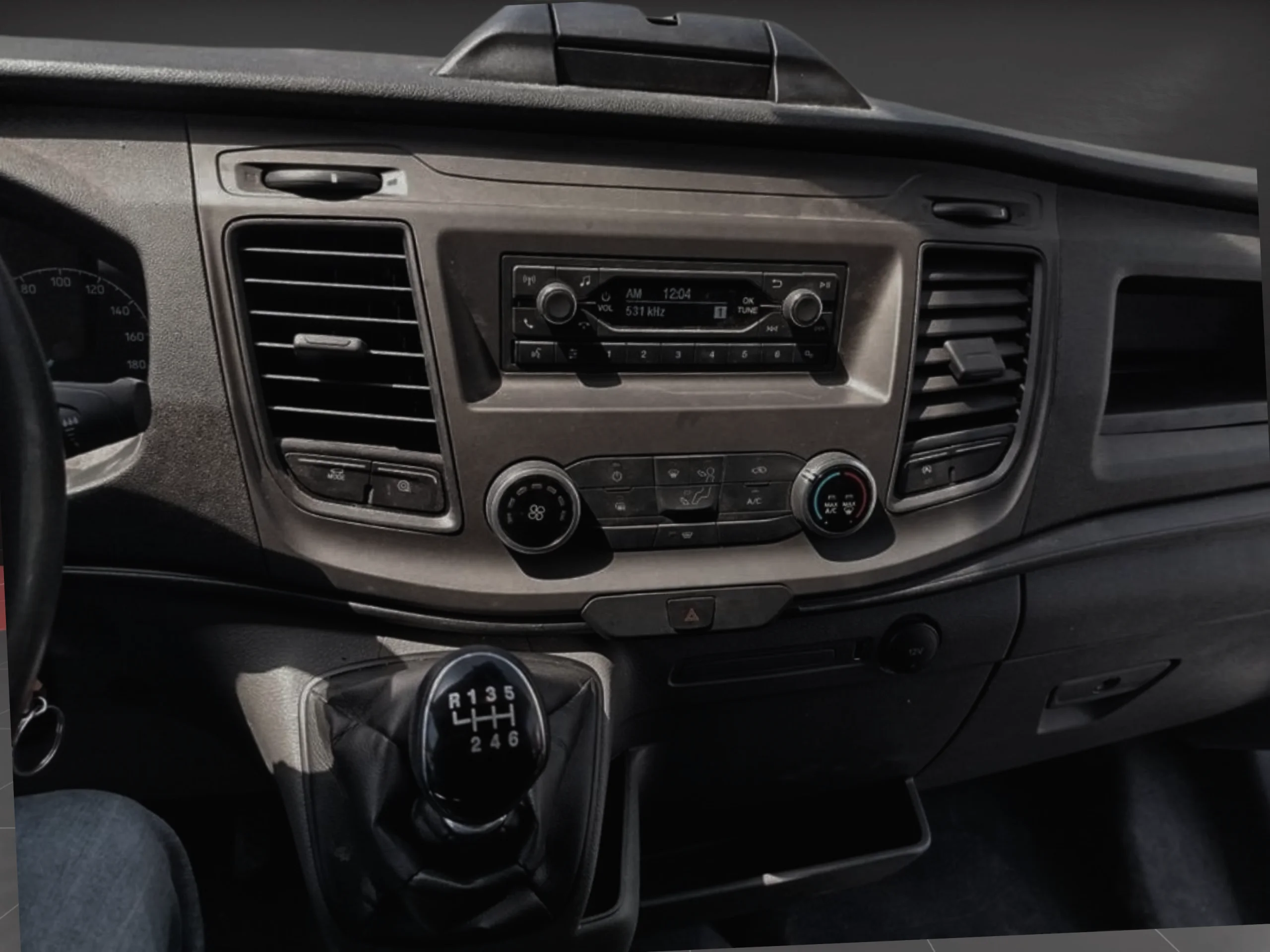 Ford Transit  L4H3 Trend Carrozado 165CV (2023) | Doble Rueda | Trampilla Elevadora | Desde 585 € al mes - Foto 13