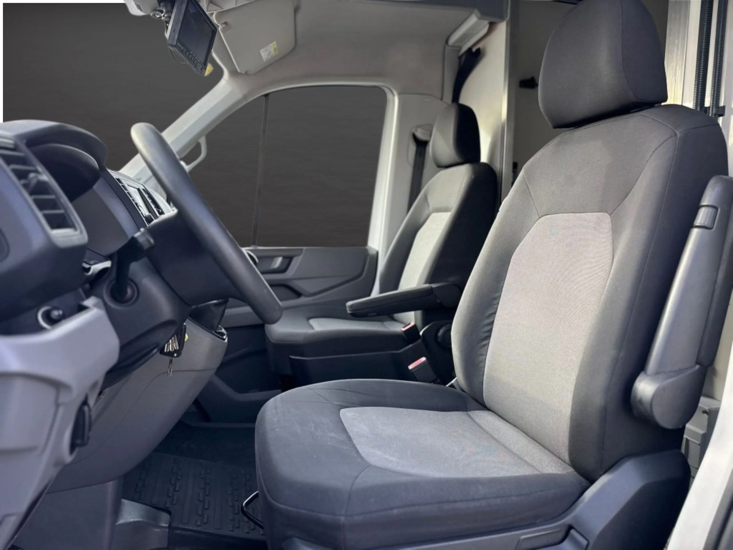 Volkswagen Crafter Carrozado 140cv - Foto 10