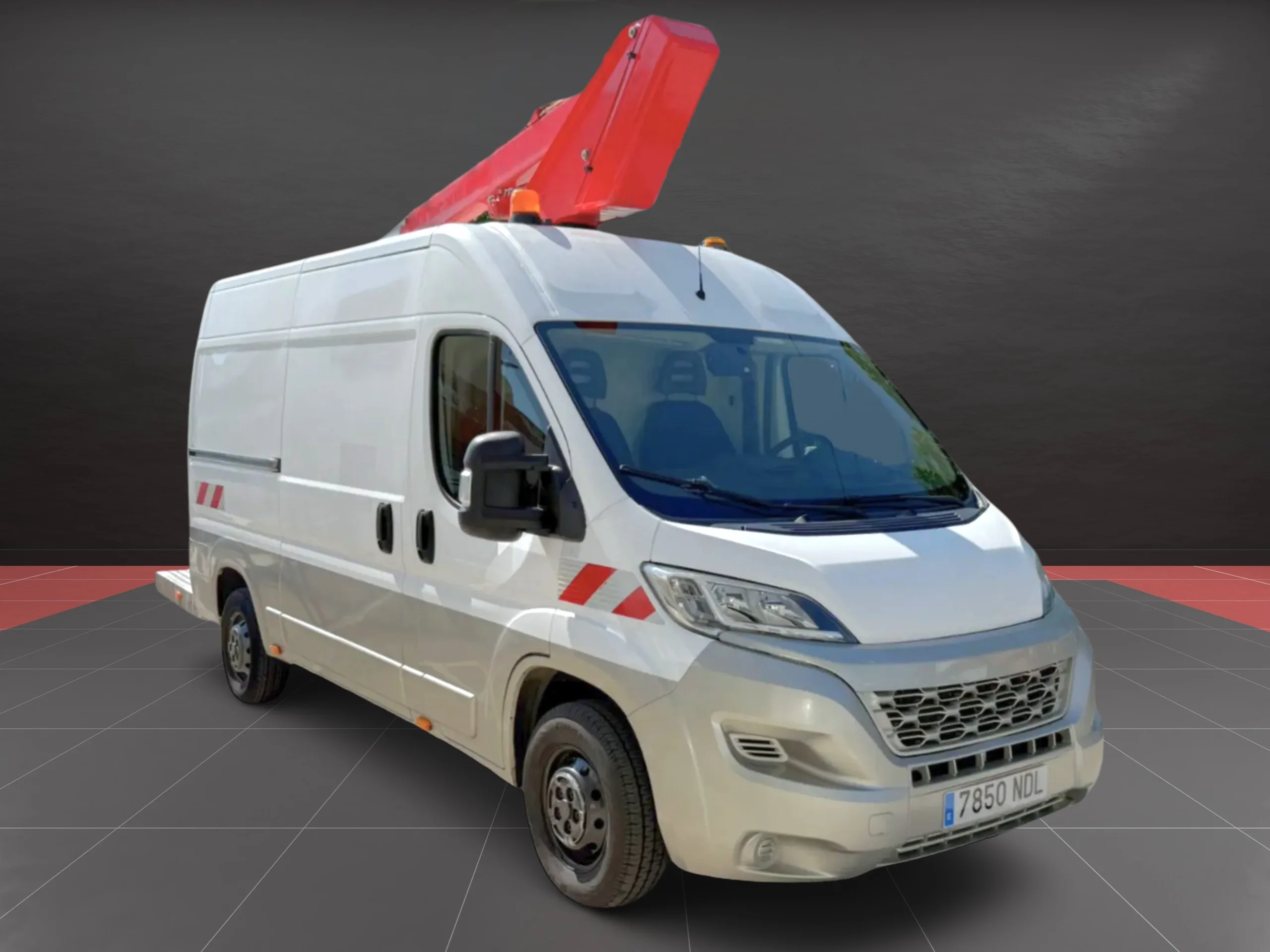 Citroen Jumper L2H2 Con Cesta Elevadora 110 CV - Foto 3