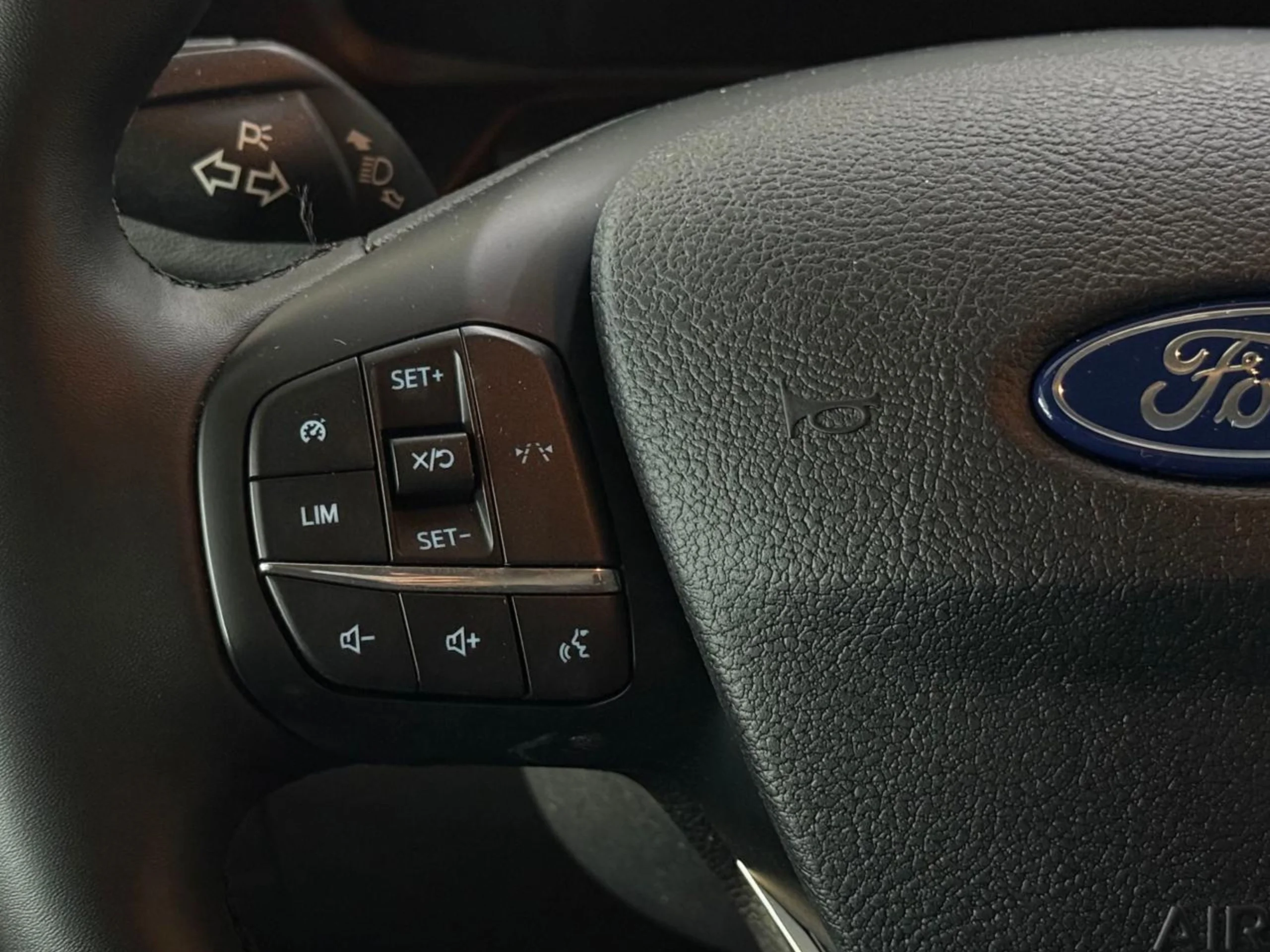 Ford Transit L2H2 130 CV Trend - Foto 16