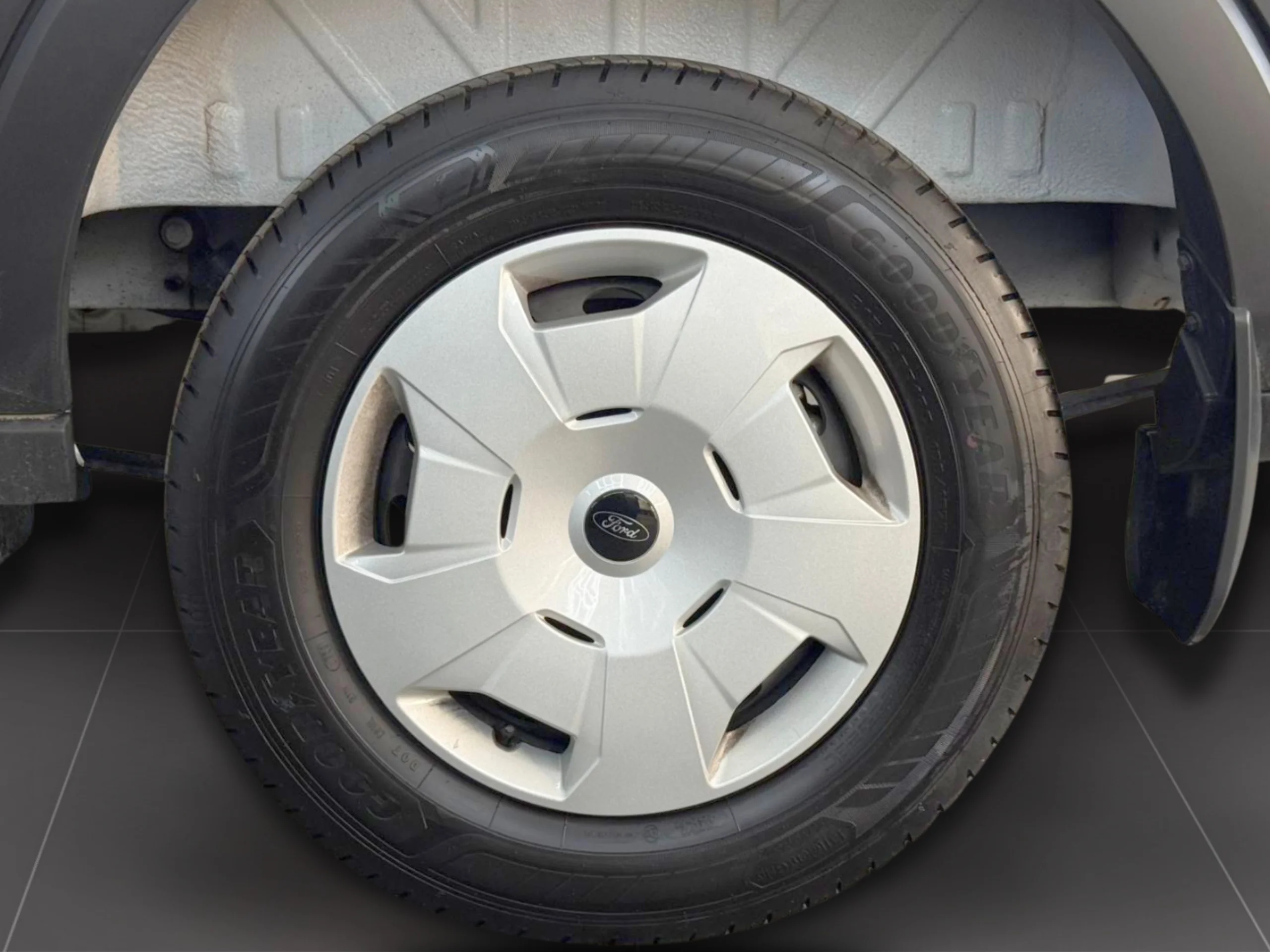 Ford Transit L2H2 130 CV Trend - Foto 28