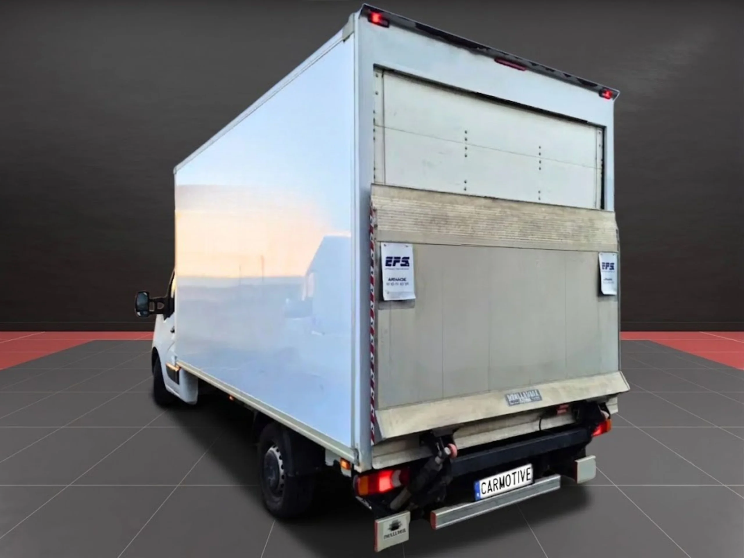 Renault Master L4H3 con Portón trasero y Trampilla (2022) | Desde 500€/mes - Foto 5