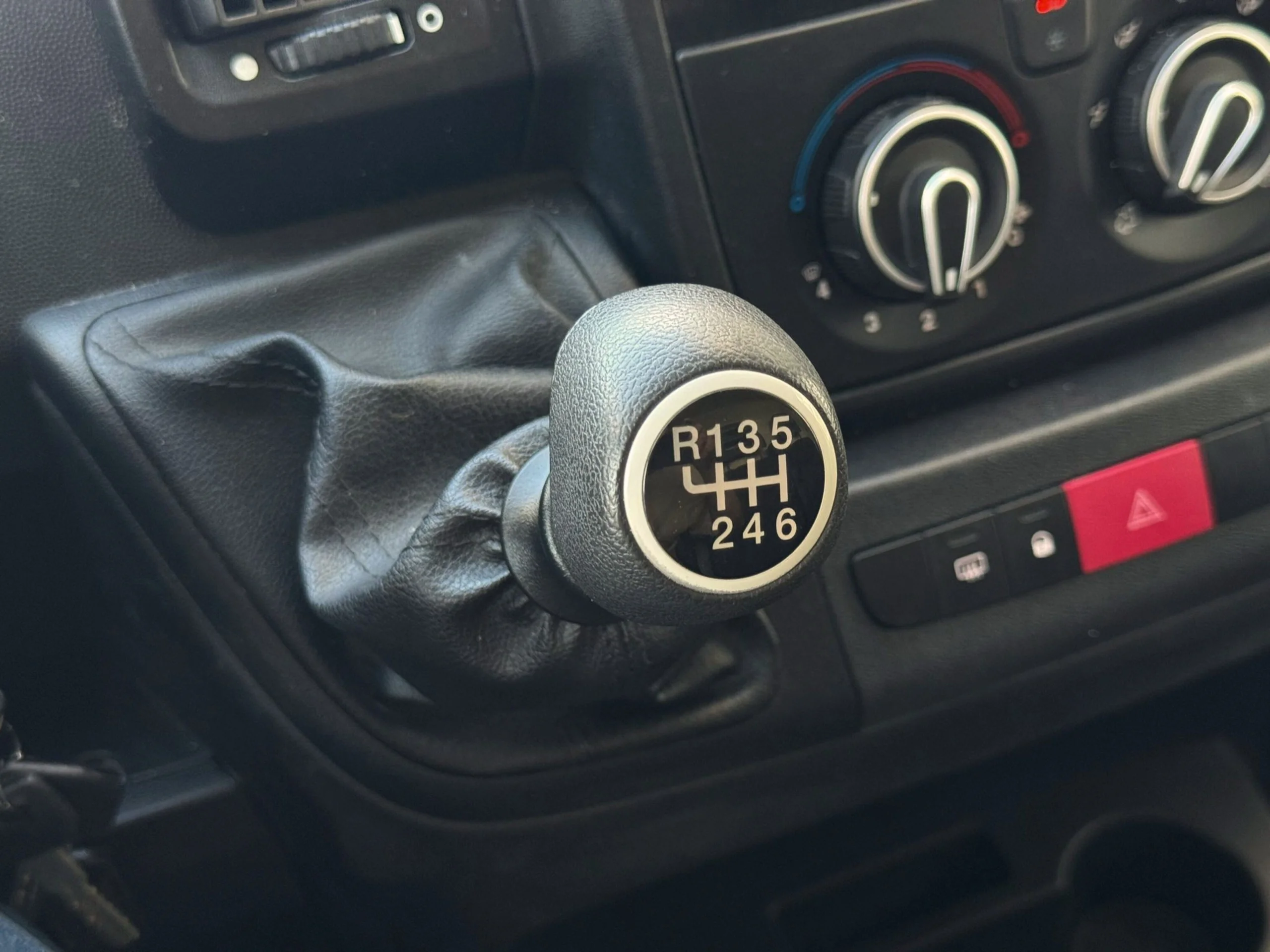 Opel Movano Furgón Base L3H2 3.5T 2.2 BlueHDi 103kW  - Foto 9