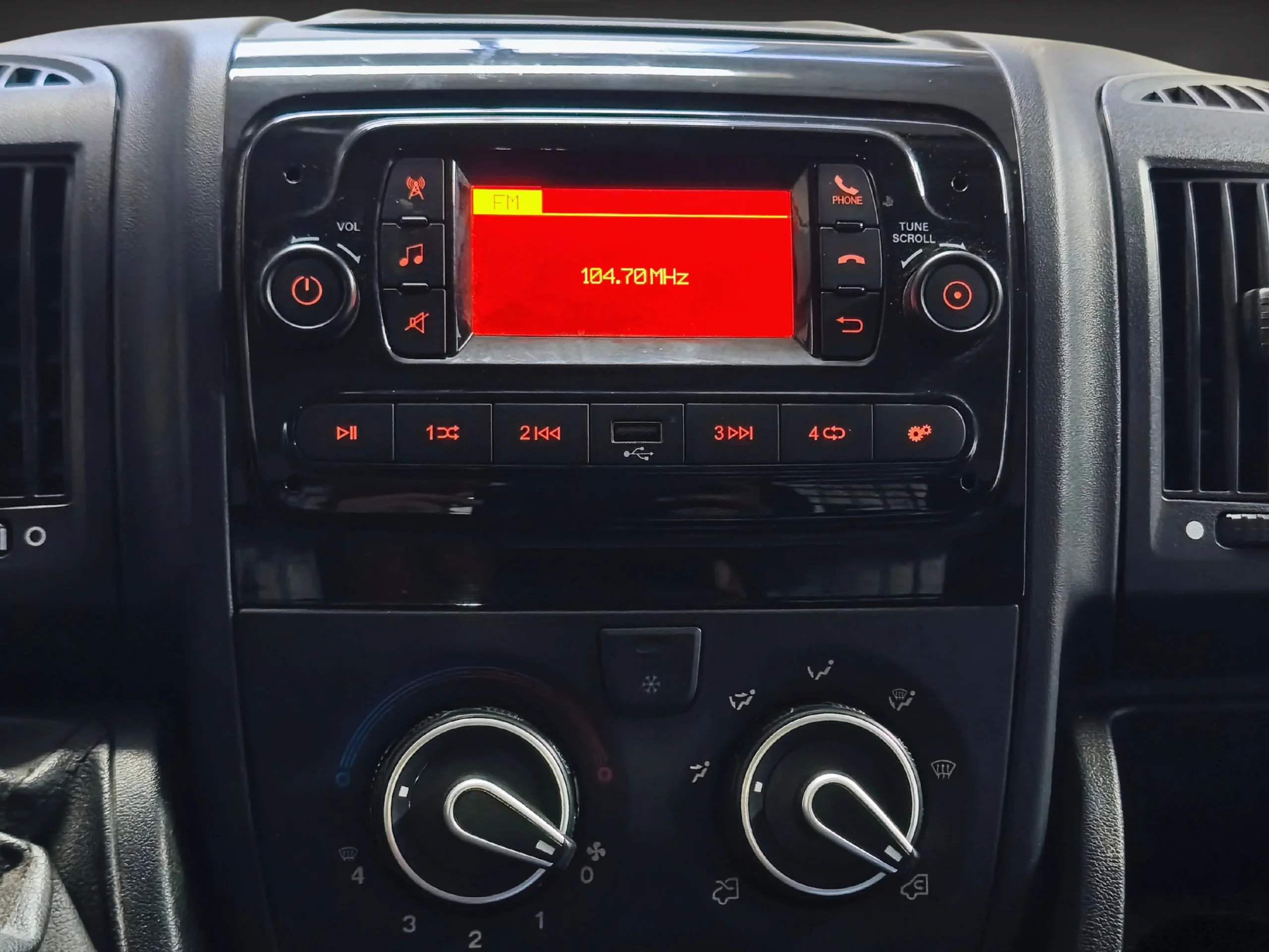 Citroen Jumper Caja Cabina L3H1 BlueHDi (2024) | Versatilidad de Carga | Desde 457 € al mes - Foto 19