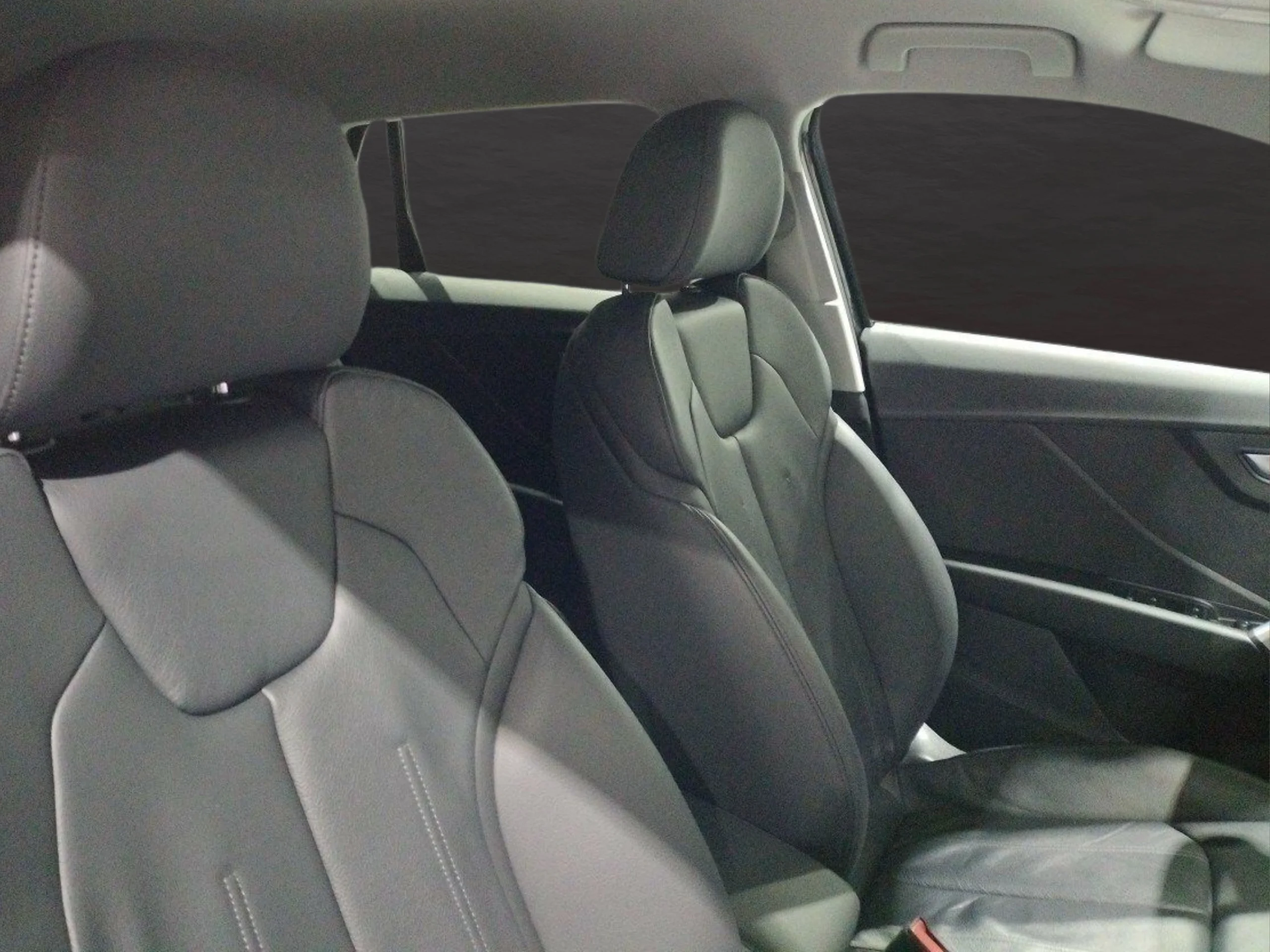 Audi Q2 Black Line 30 TDI S tronic 116CV  - Foto 9