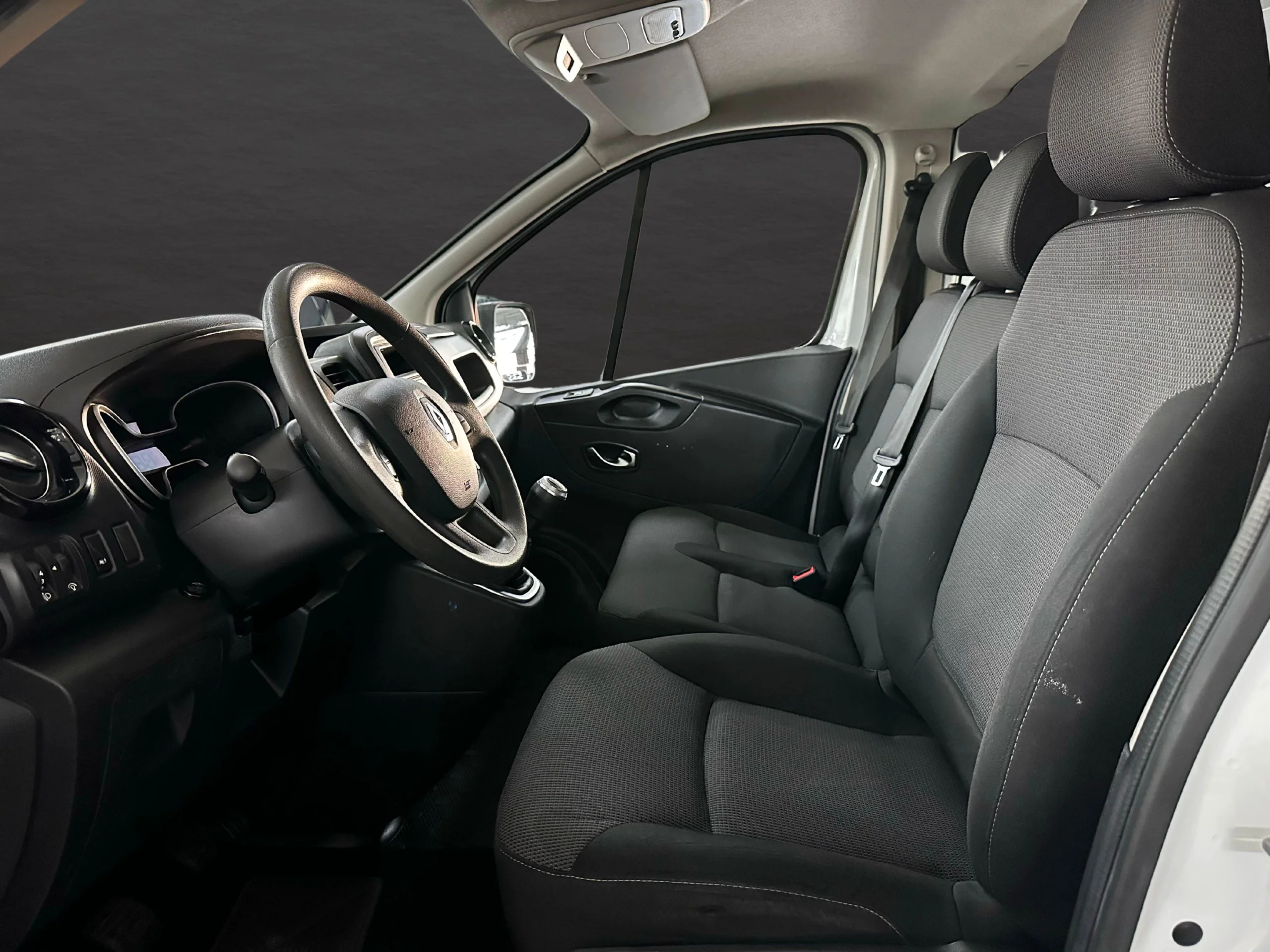 Renault Trafic L1H1 2.0 120 CV - Foto 11