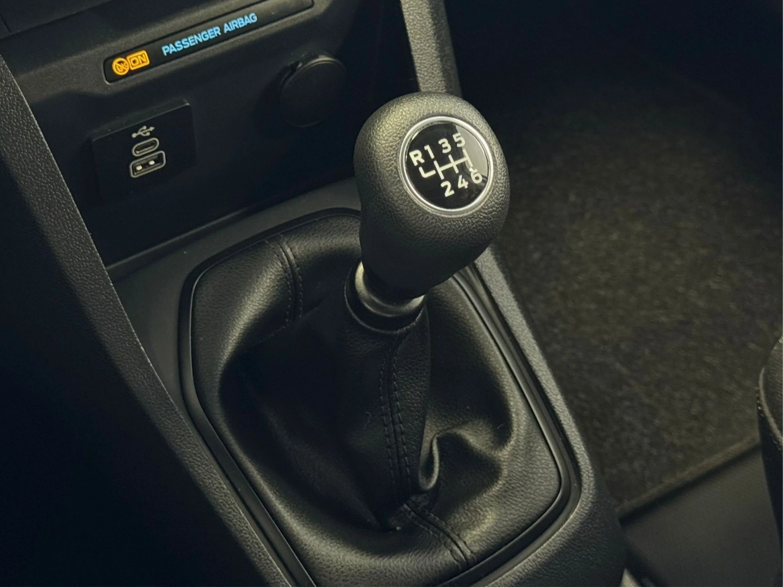 Ford Transit Courier Van L1H1 100CV - Foto 18