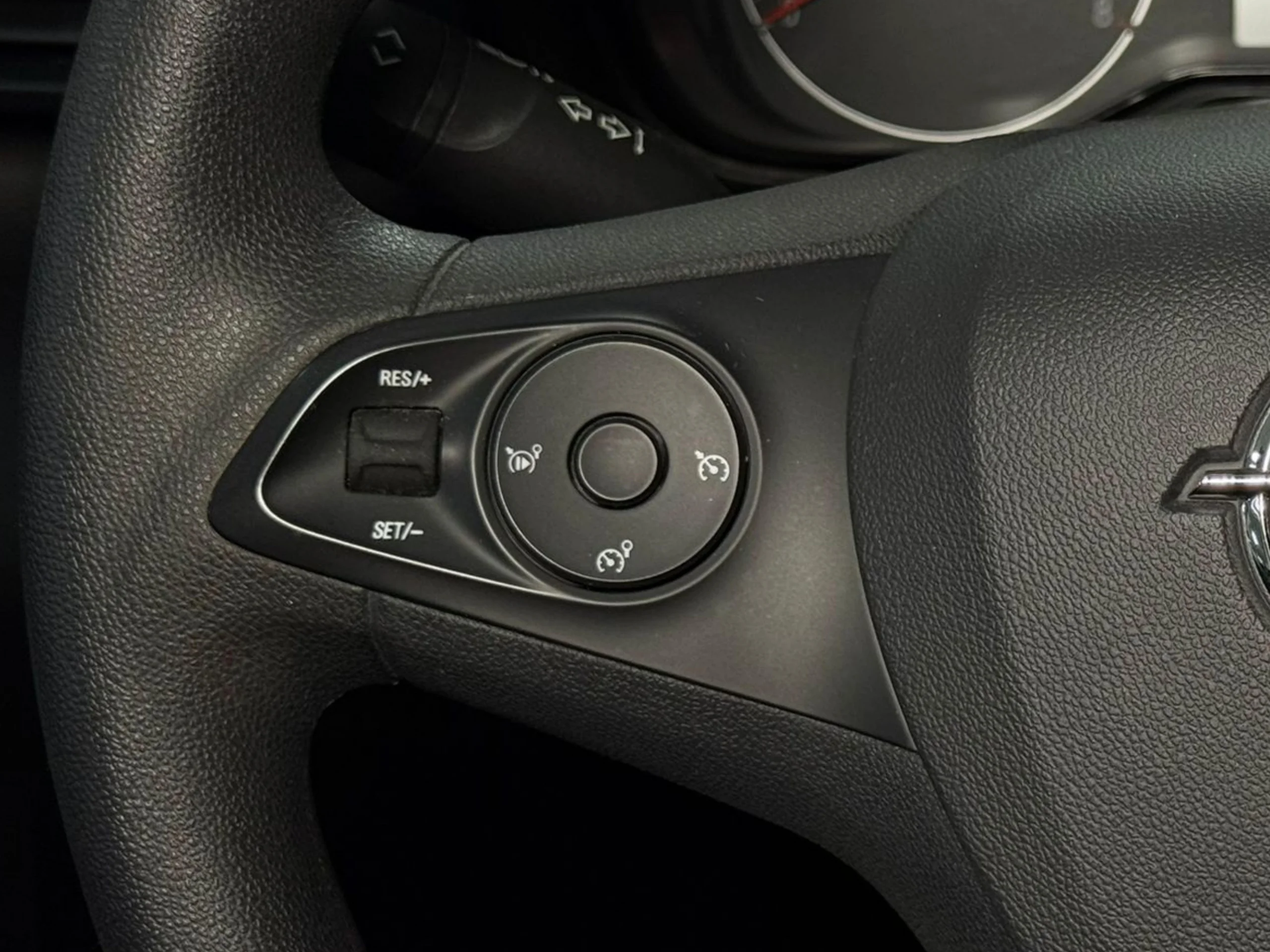 Opel Combo Frigorífica FRCX -20°C – Ocasión con Frío Oculto e Isotermo a Estrenar ¡DESDE 379 € al mes sin entrada! - Foto 14