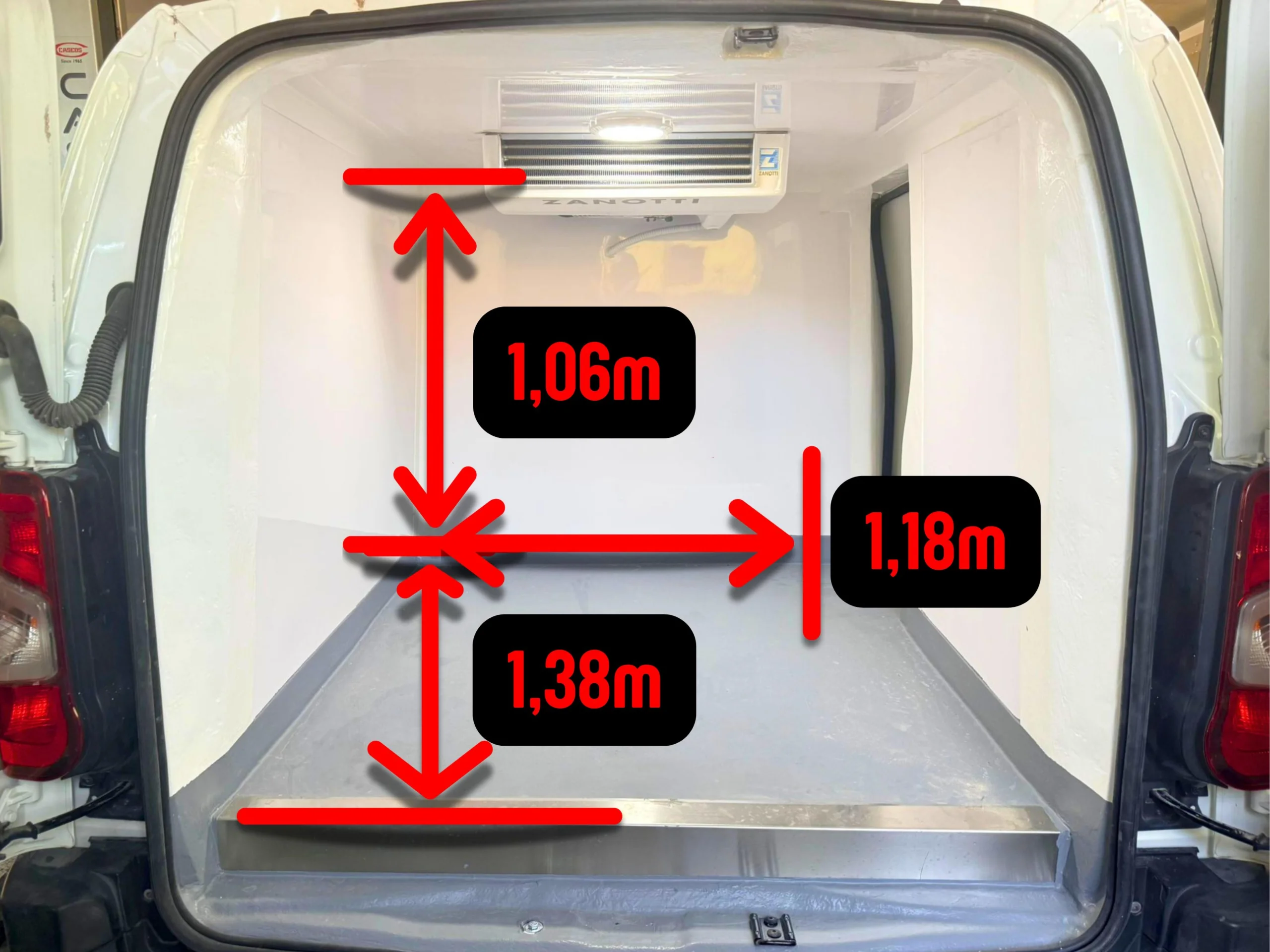 Opel Combo Frigorífica FRCX -20°C – Ocasión con Frío Oculto e Isotermo a Estrenar ¡DESDE 379 € al mes sin entrada! - Foto 8