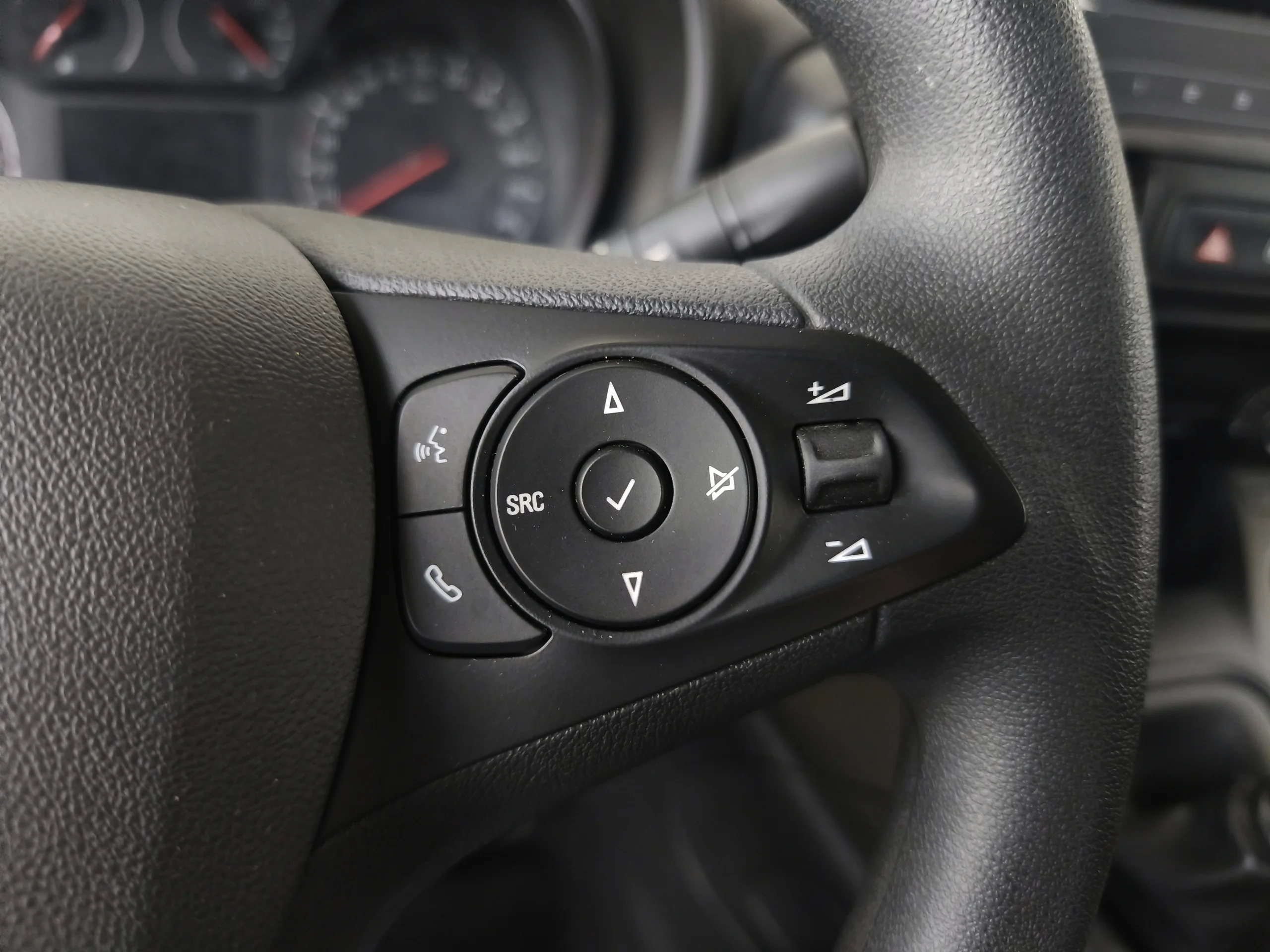 Opel Combo Frigorífica FRCX -20°C – Ocasión con Frío Oculto e Isotermo a Estrenar ¡DESDE 379 € al mes sin entrada! - Foto 17