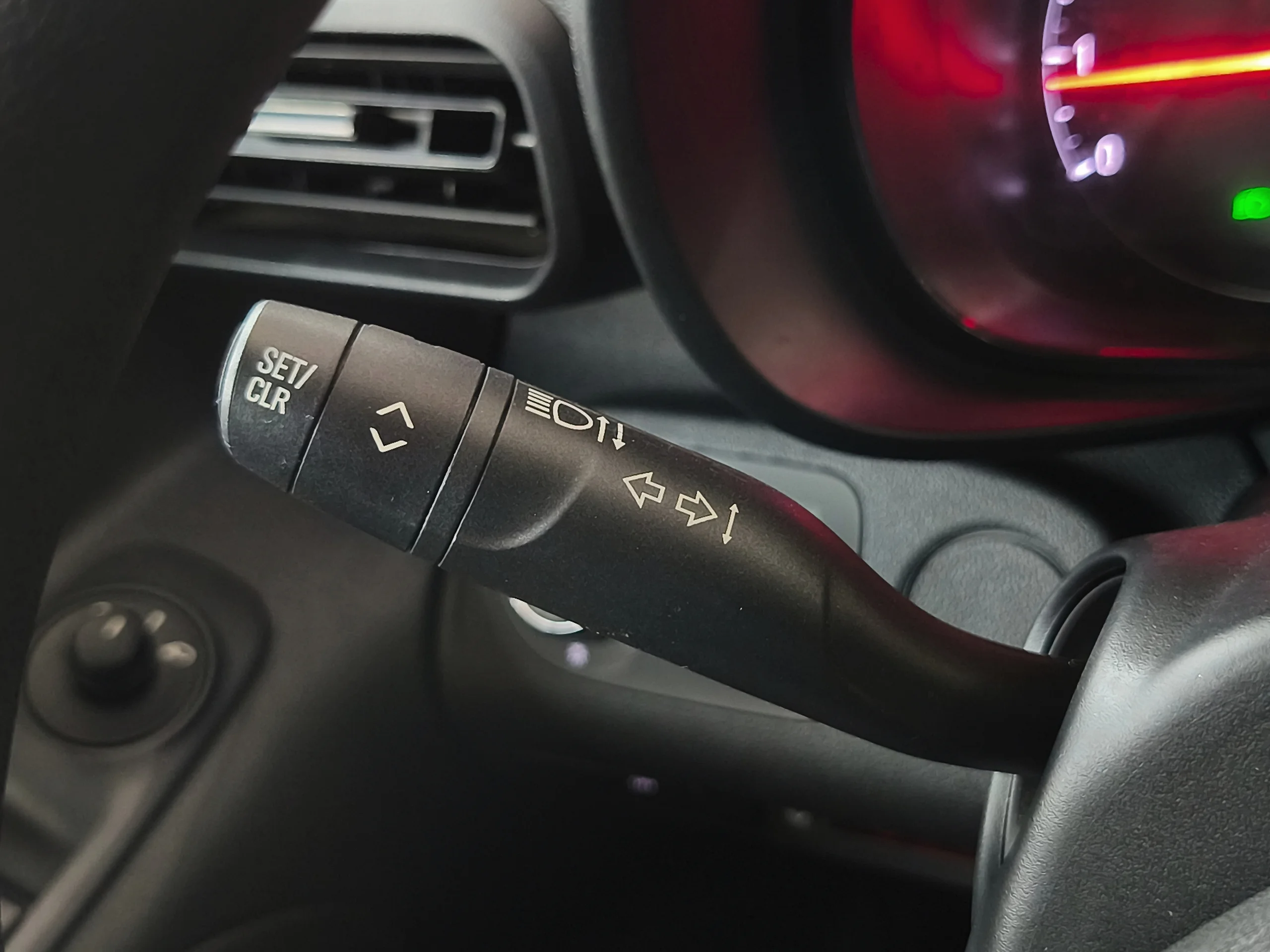 Opel Combo Frigorífica FRCX -20°C – Ocasión con Frío Oculto e Isotermo a Estrenar ¡DESDE 379 € al mes sin entrada! - Foto 18